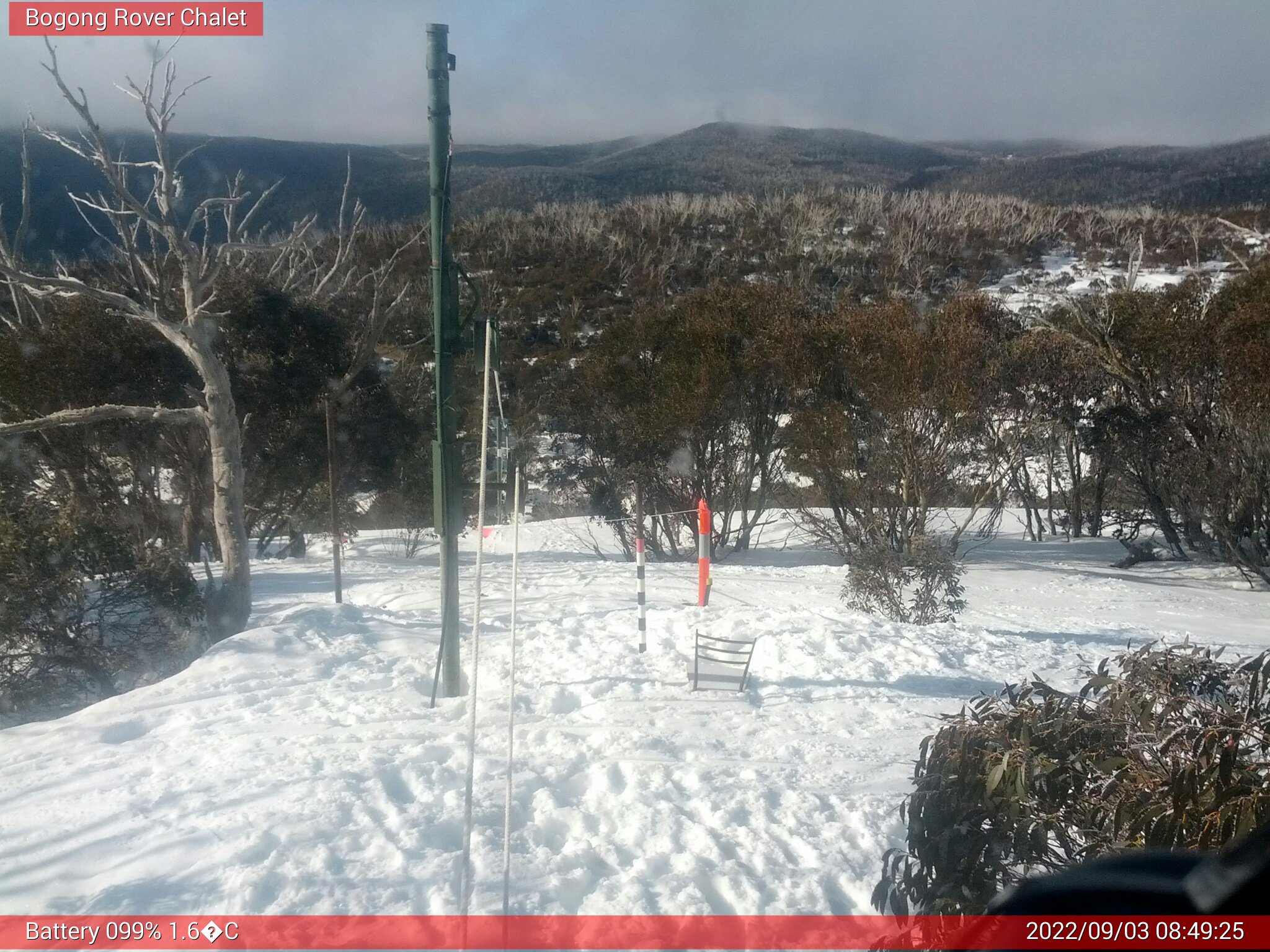 Bogong Web Cam 8:49am Saturday 3rd of September 2022