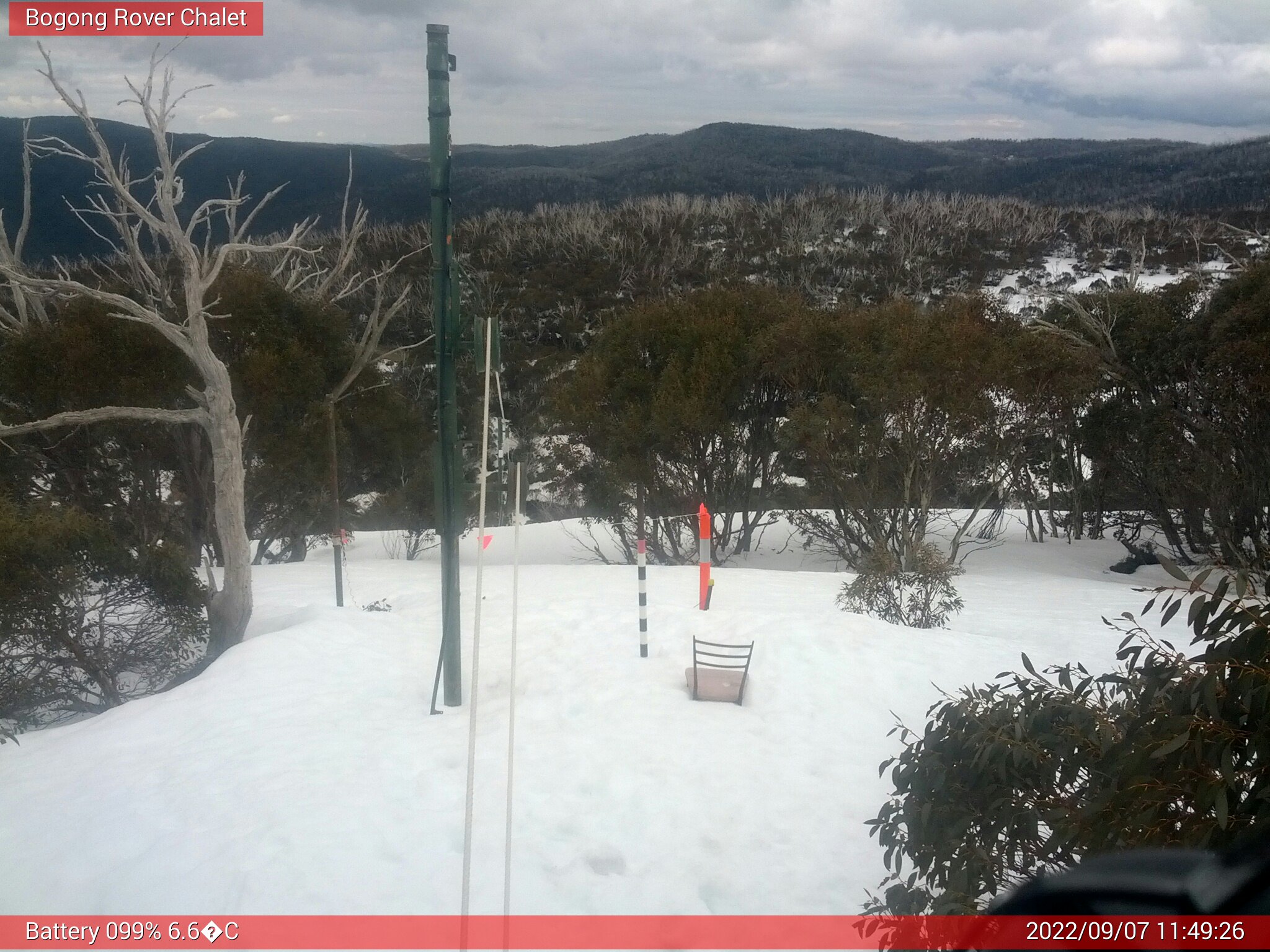 Bogong Web Cam 11:49am Wednesday 7th of September 2022