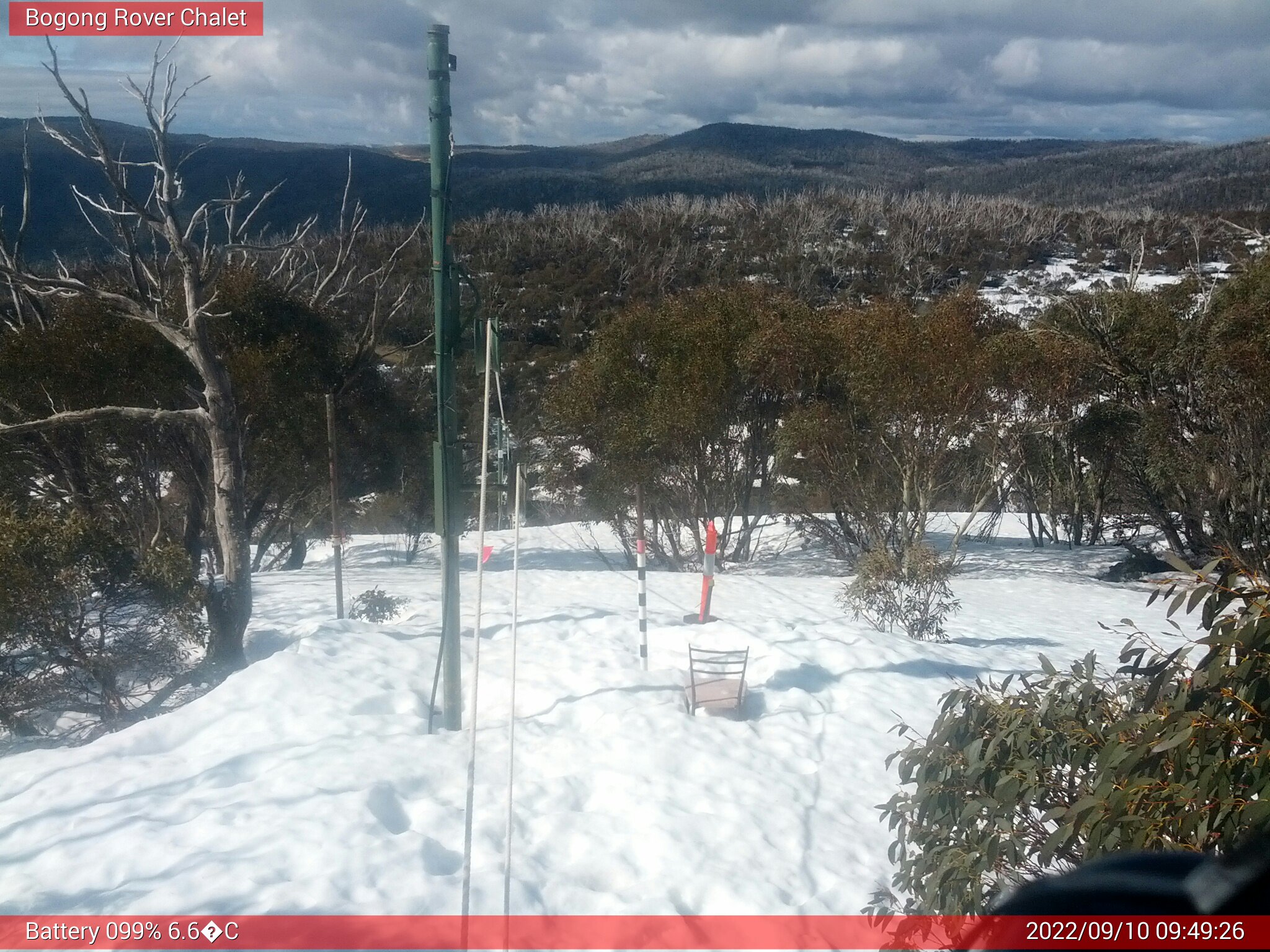 Bogong Web Cam 9:49am Saturday 10th of September 2022