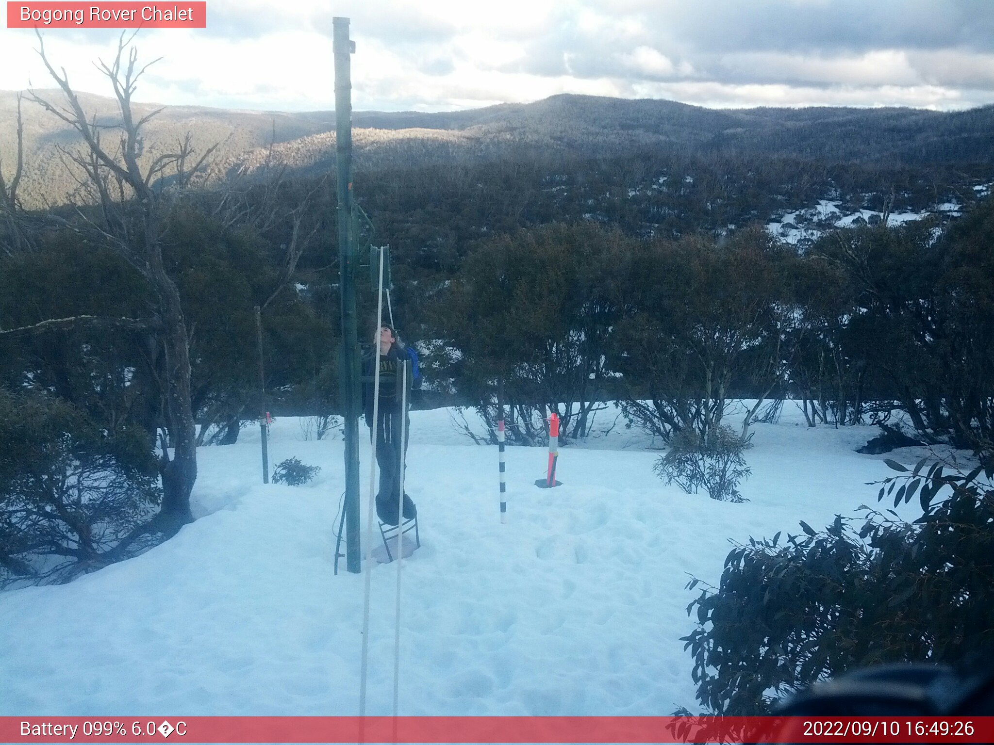 Bogong Web Cam 4:49pm Saturday 10th of September 2022