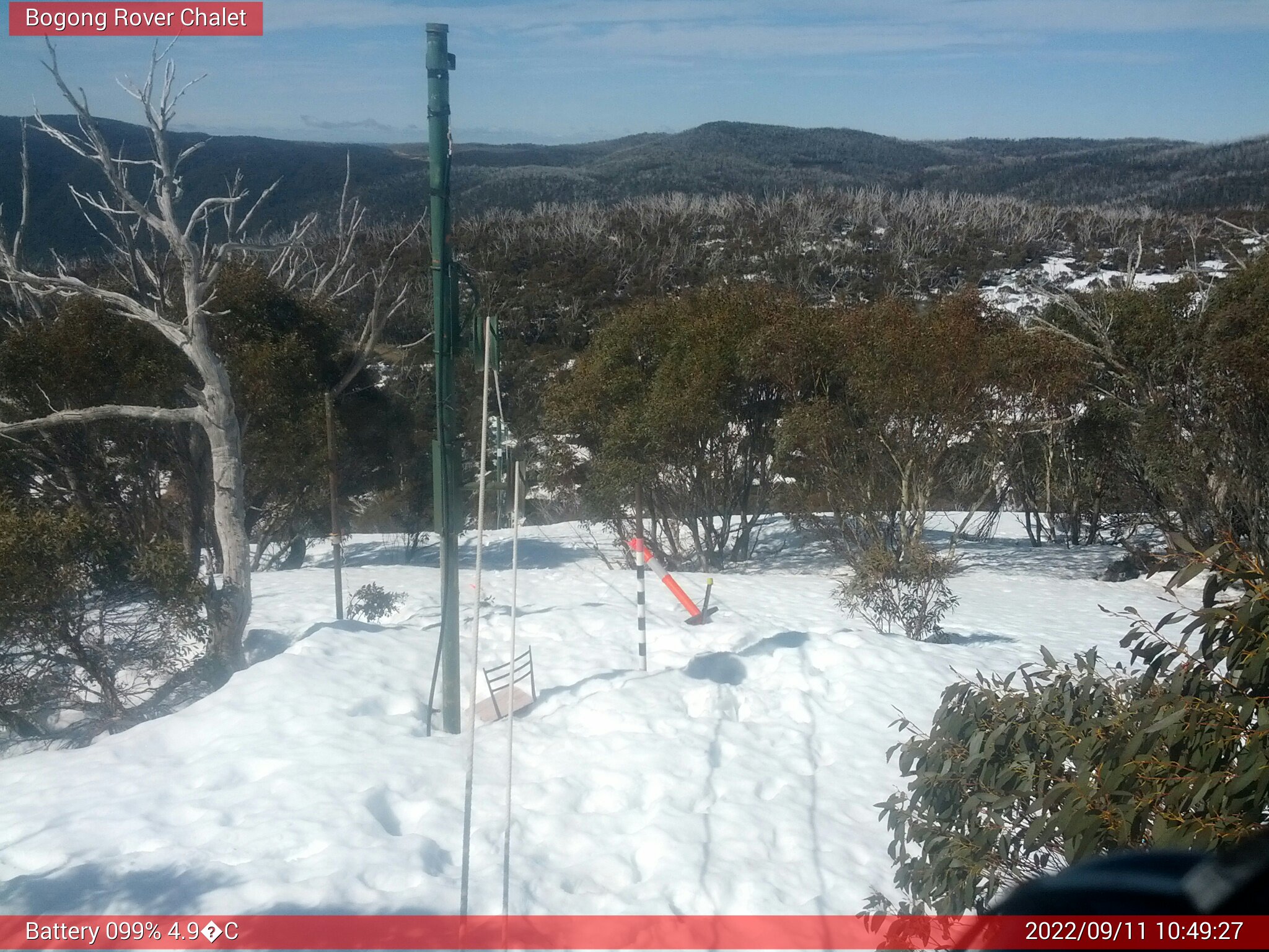 Bogong Web Cam 10:49am Sunday 11th of September 2022