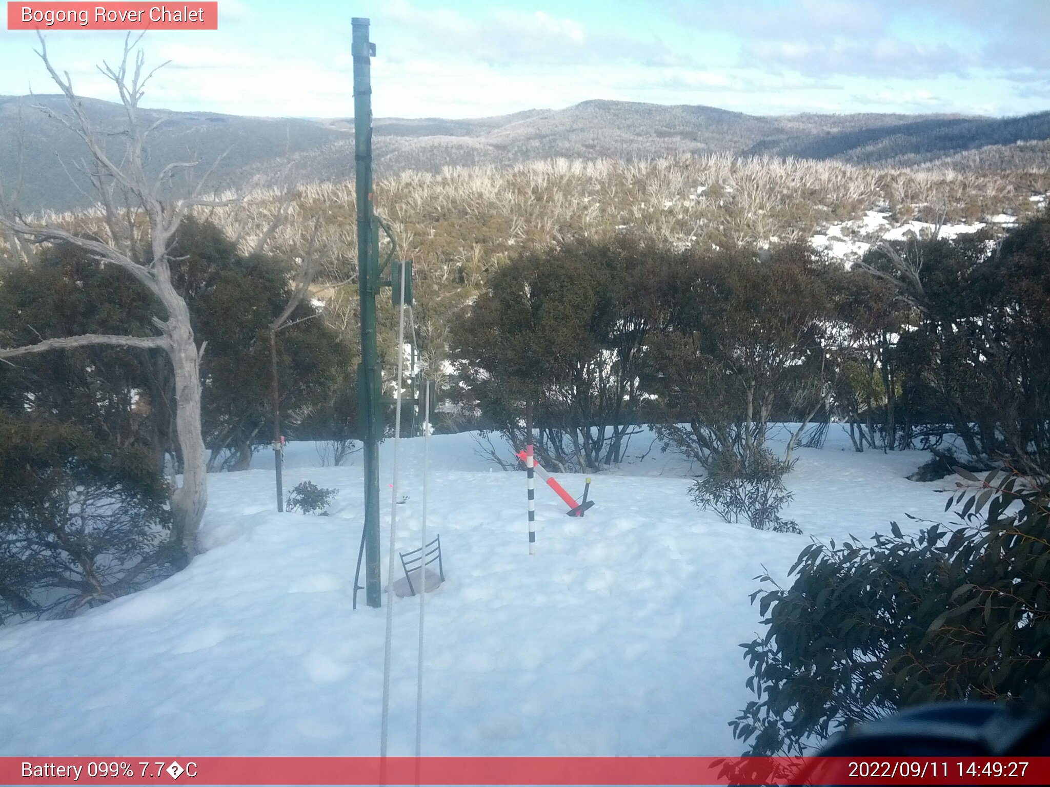 Bogong Web Cam 2:49pm Sunday 11th of September 2022