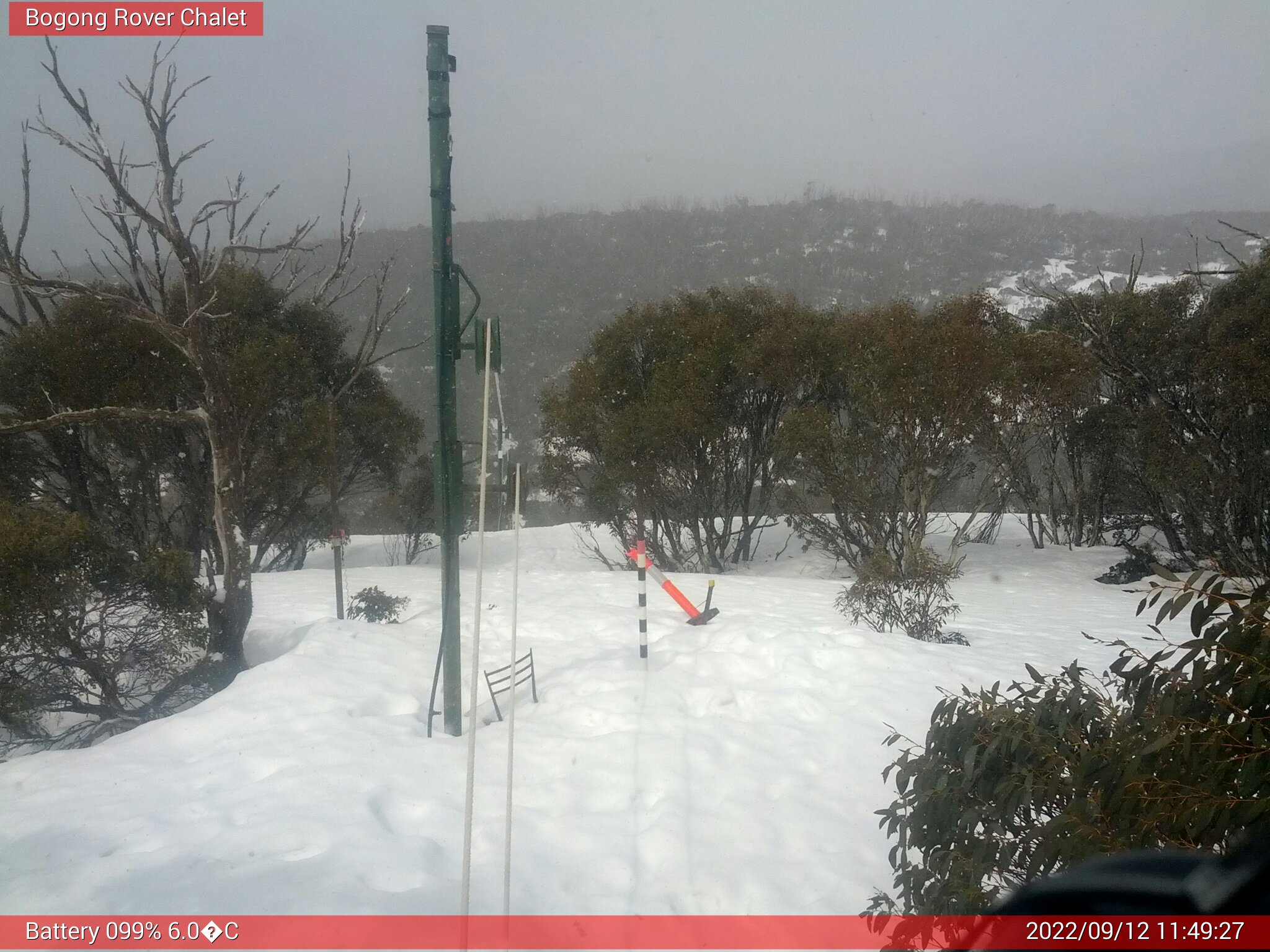 Bogong Web Cam 11:49am Monday 12th of September 2022