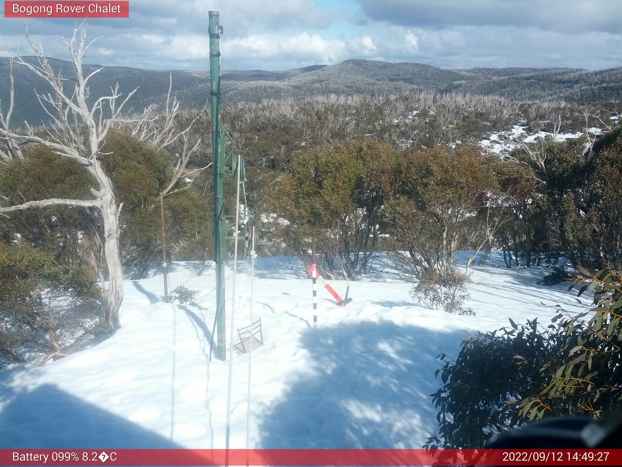 Bogong Web Cam 2:49pm Monday 12th of September 2022