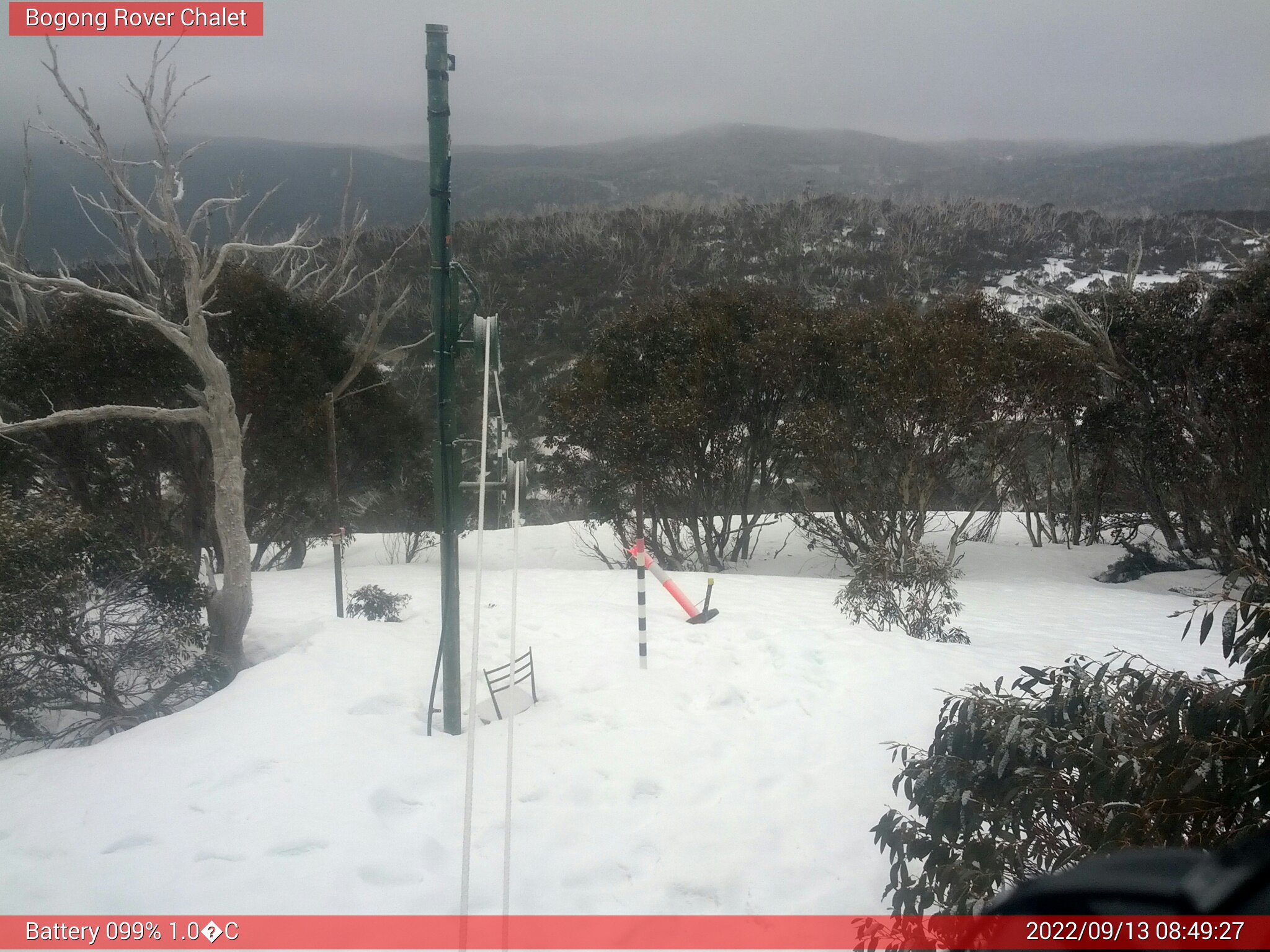 Bogong Web Cam 8:49am Tuesday 13th of September 2022