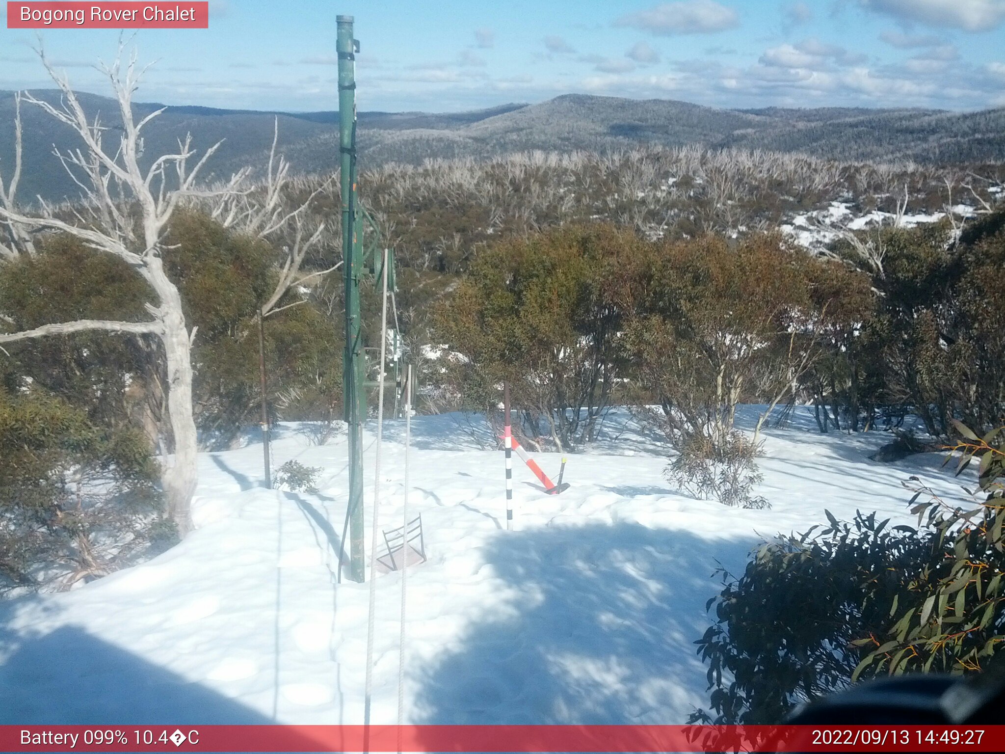 Bogong Web Cam 2:49pm Tuesday 13th of September 2022