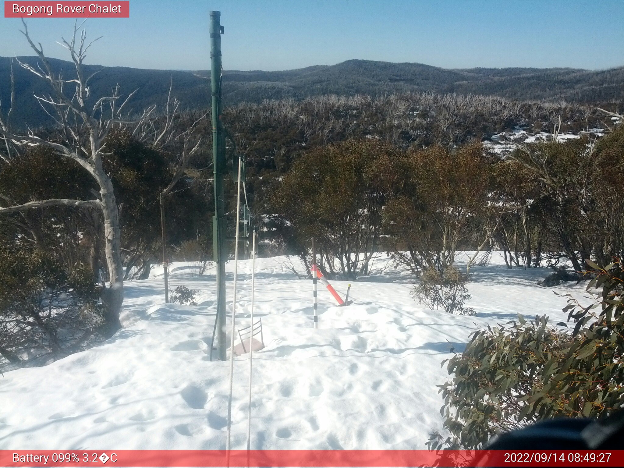 Bogong Web Cam 8:49am Wednesday 14th of September 2022