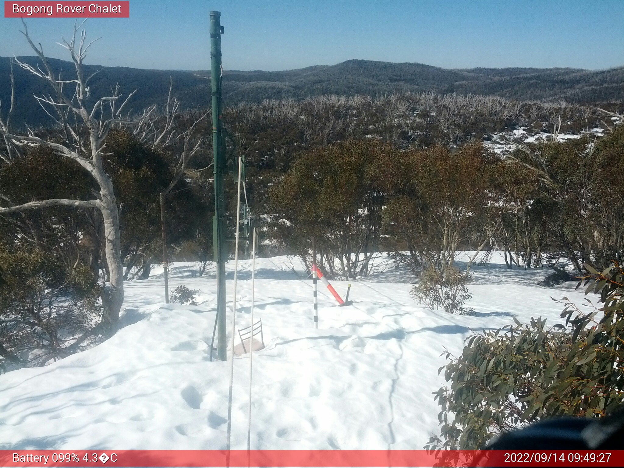 Bogong Web Cam 9:49am Wednesday 14th of September 2022