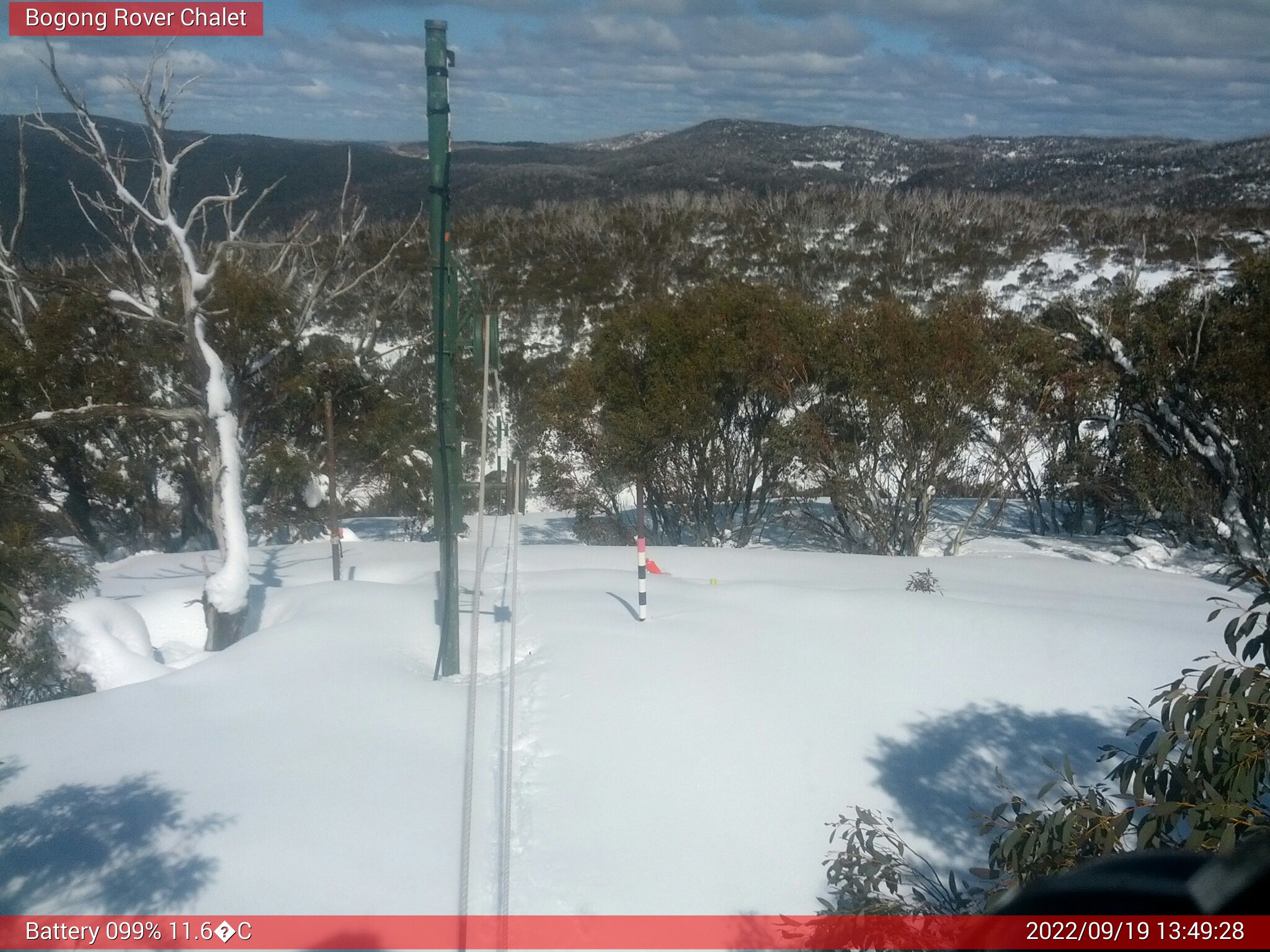 Bogong Web Cam 1:49pm Monday 19th of September 2022