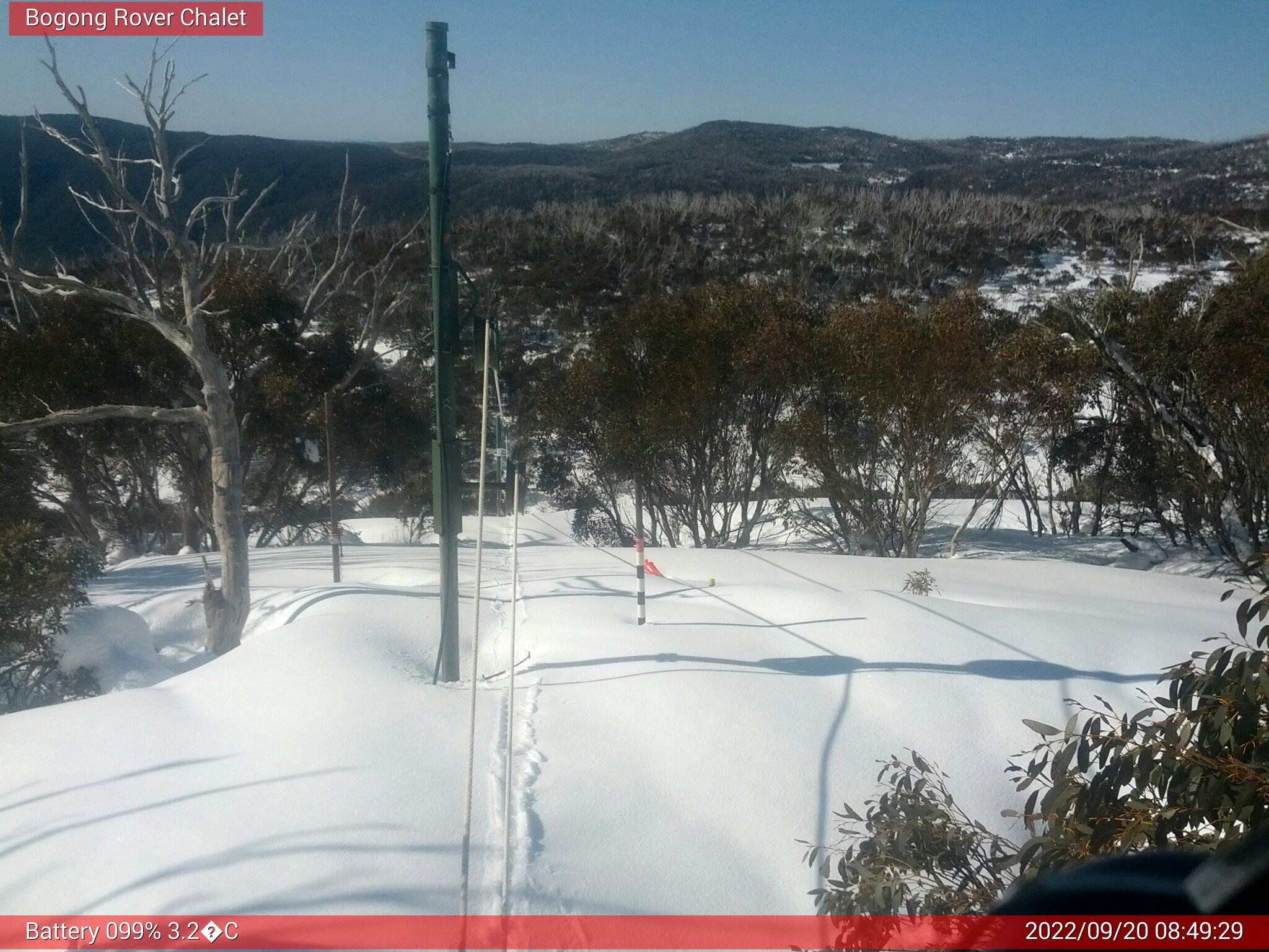 Bogong Web Cam 8:49am Tuesday 20th of September 2022