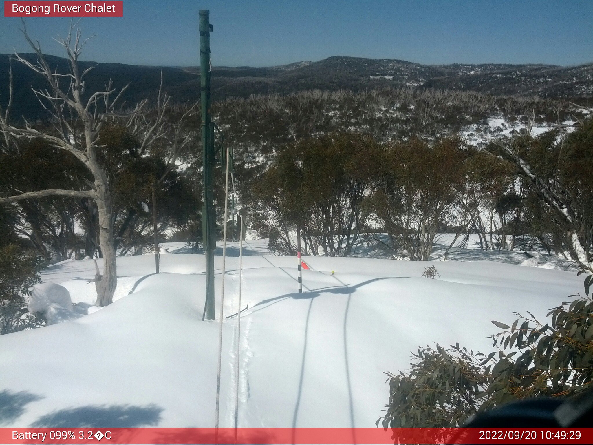 Bogong Web Cam 10:49am Tuesday 20th of September 2022