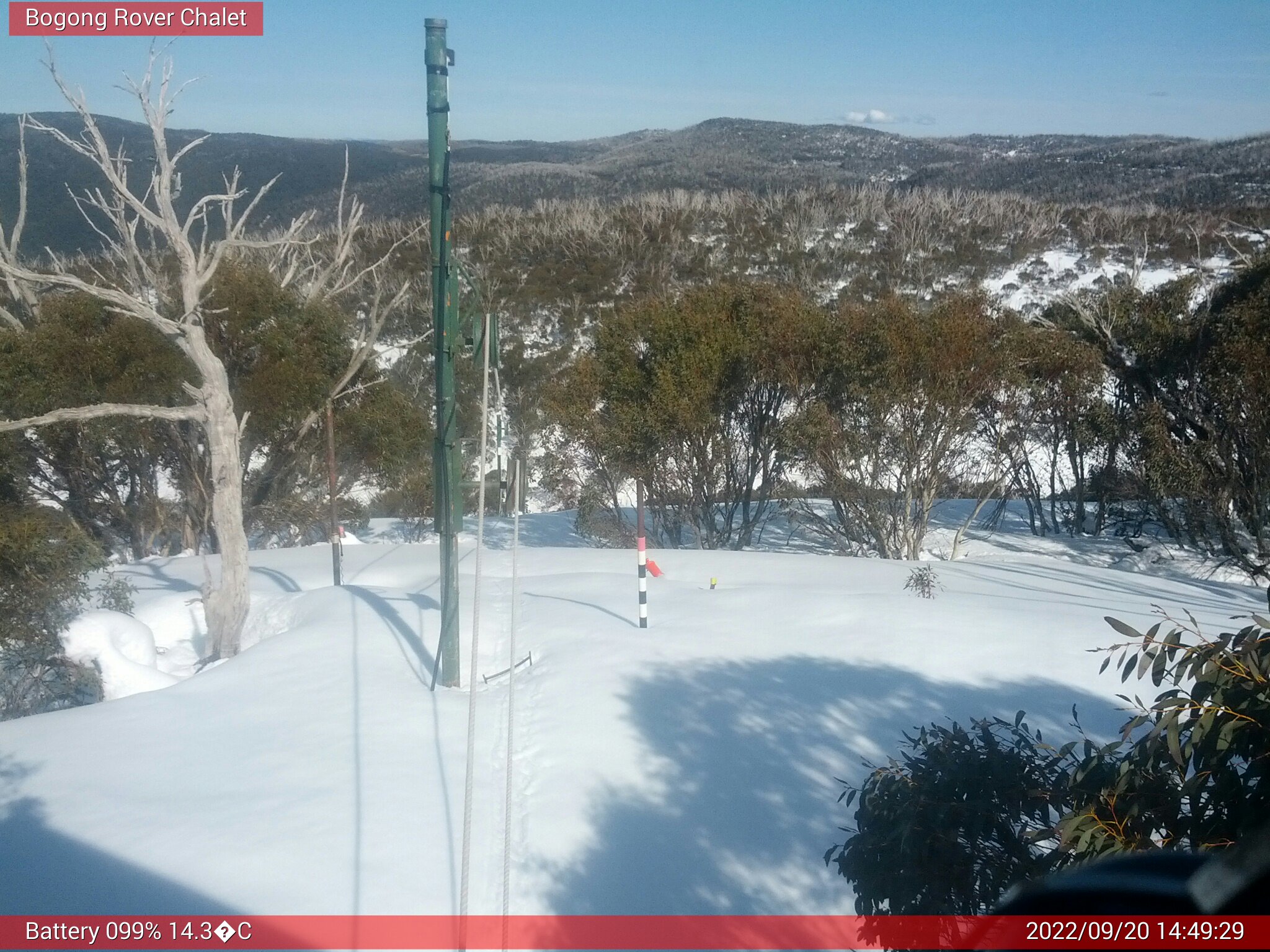 Bogong Web Cam 2:49pm Tuesday 20th of September 2022