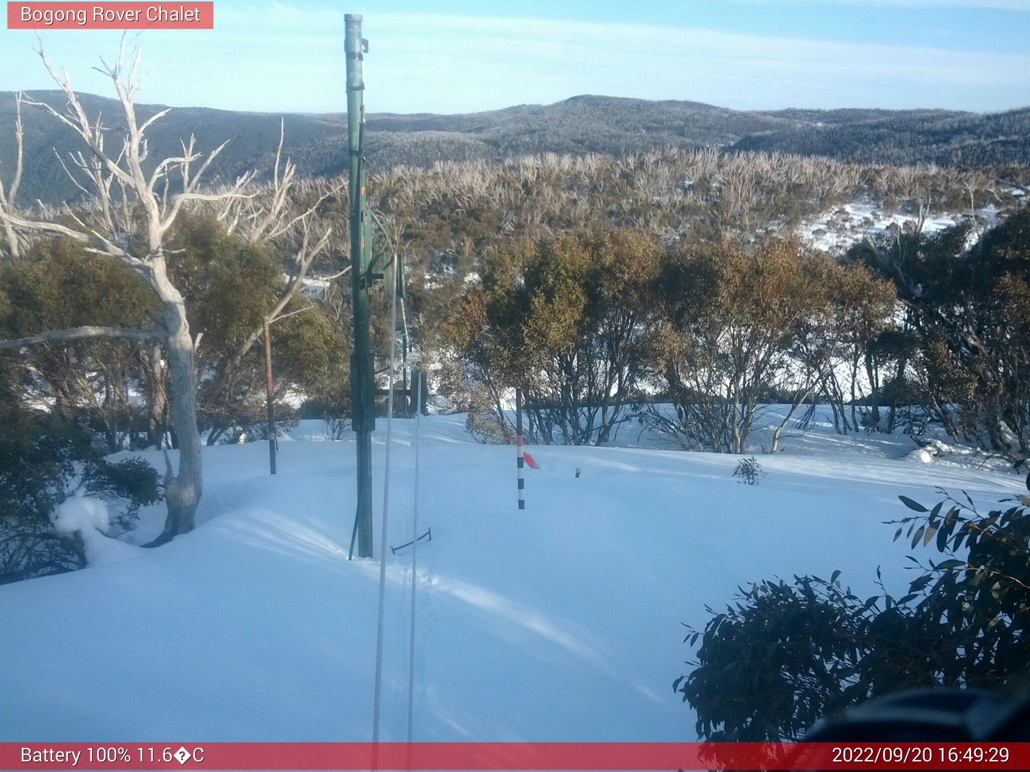 Bogong Web Cam 4:49pm Tuesday 20th of September 2022