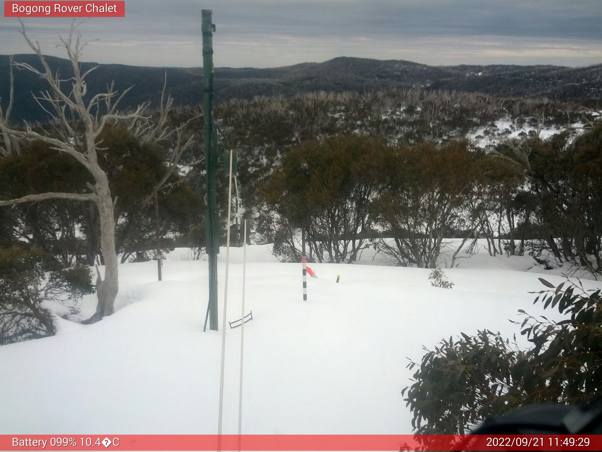 Bogong Web Cam 11:49am Wednesday 21st of September 2022