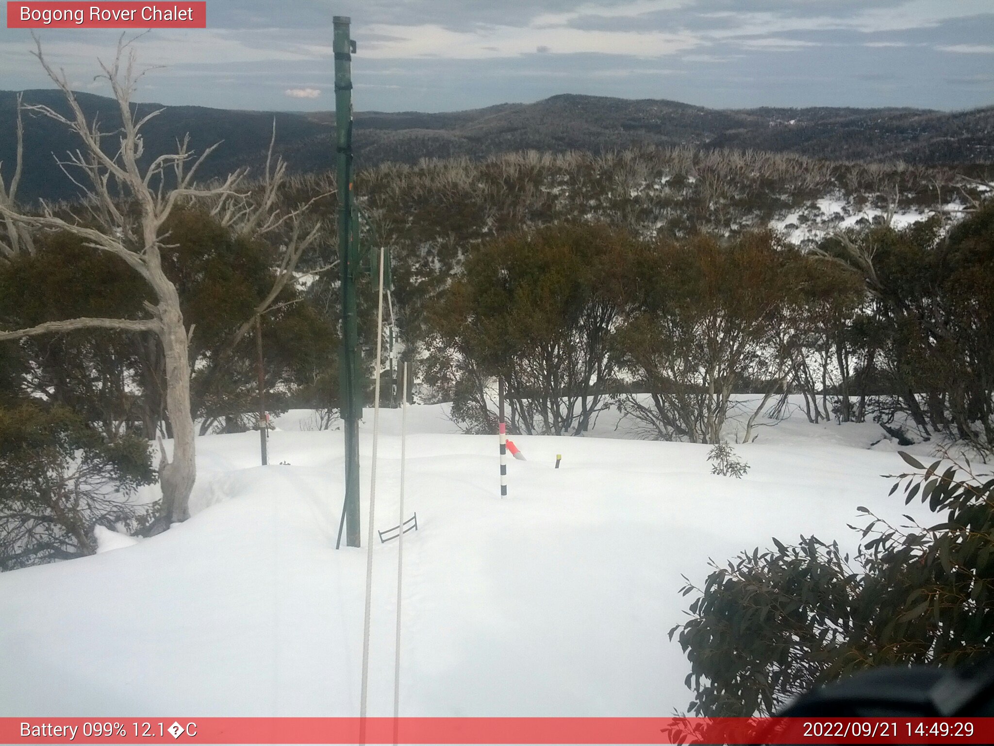 Bogong Web Cam 2:49pm Wednesday 21st of September 2022