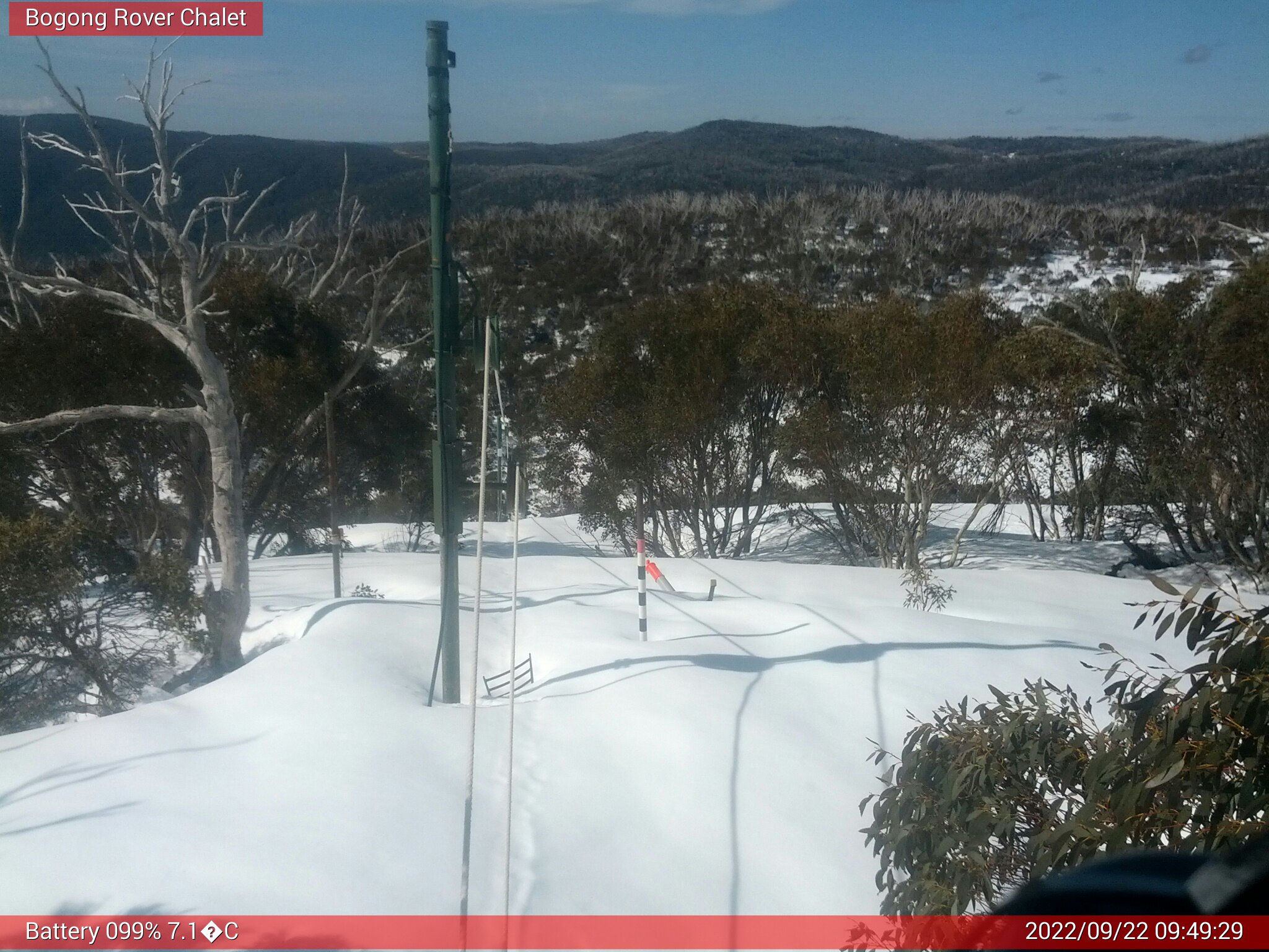 Bogong Web Cam 9:49am Thursday 22nd of September 2022