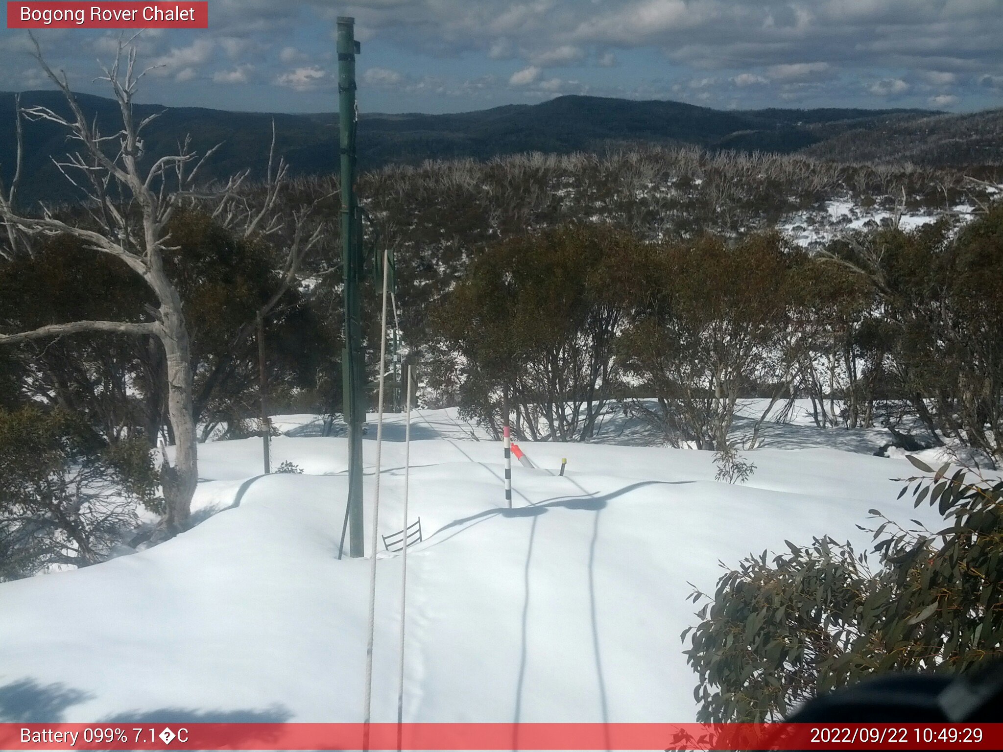 Bogong Web Cam 10:49am Thursday 22nd of September 2022