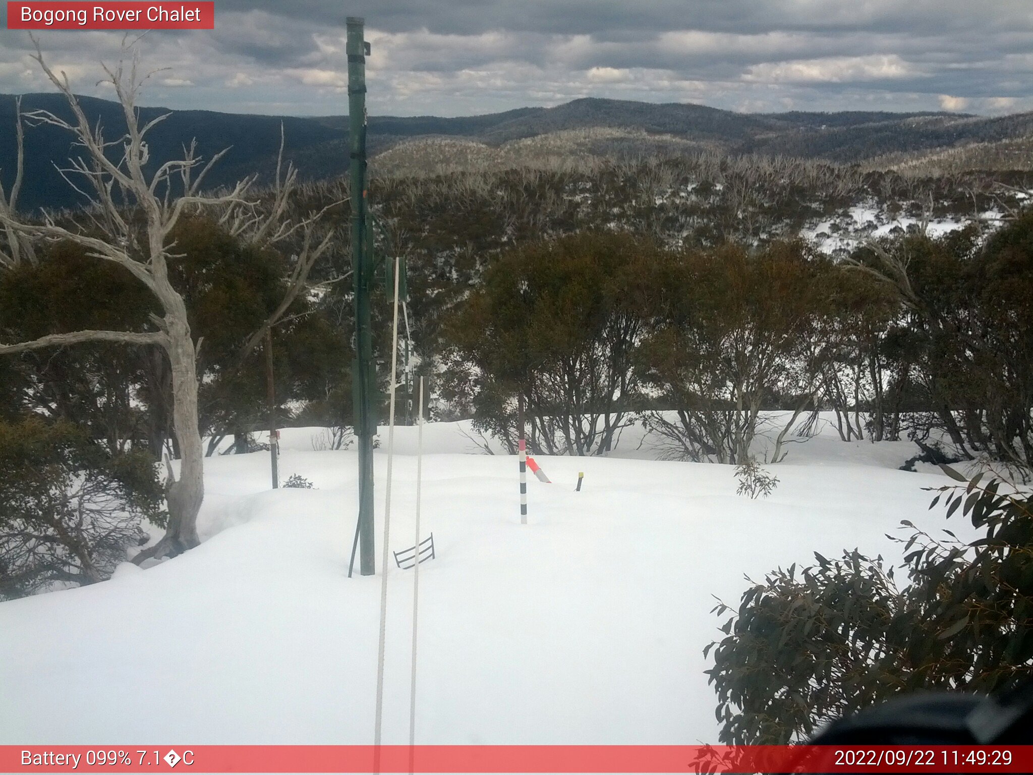 Bogong Web Cam 11:49am Thursday 22nd of September 2022