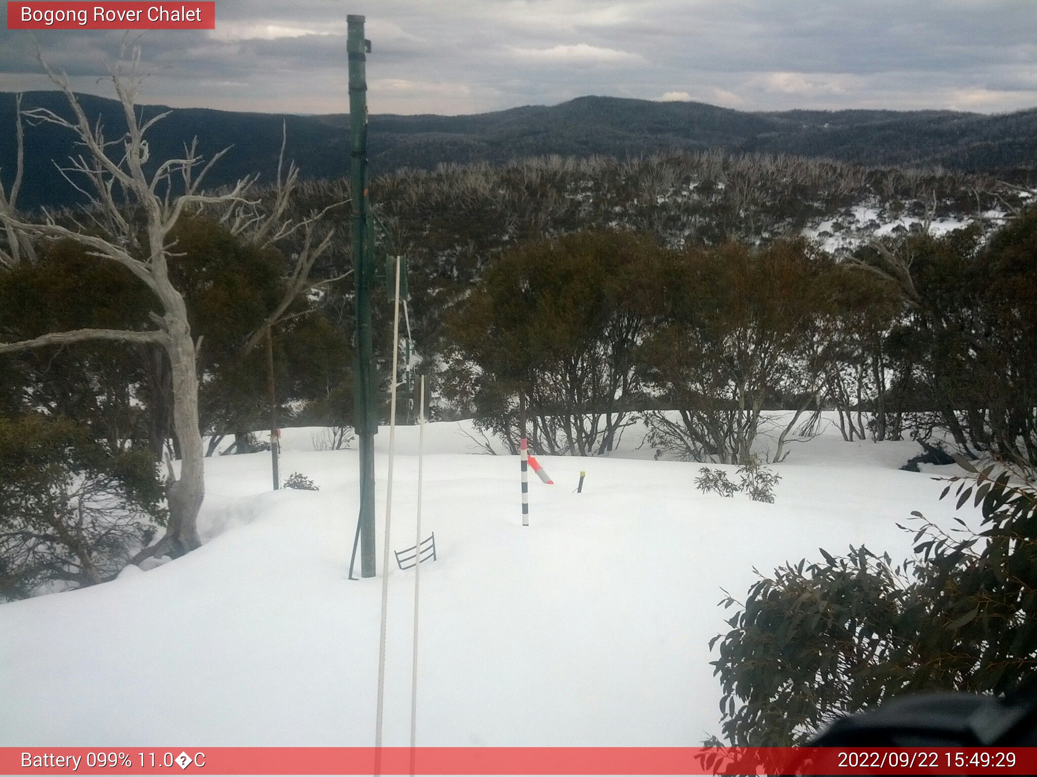 Bogong Web Cam 3:49pm Thursday 22nd of September 2022