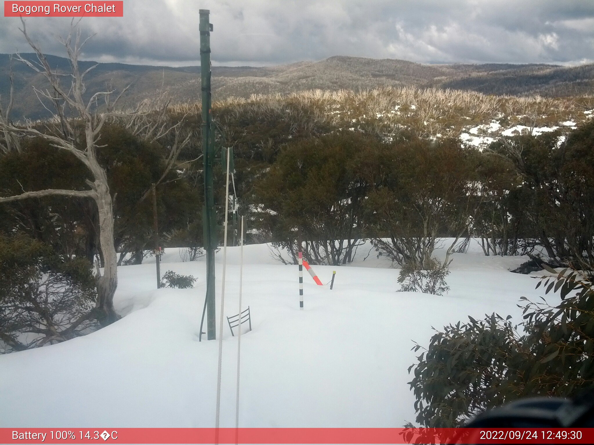 Bogong Web Cam 12:49pm Saturday 24th of September 2022