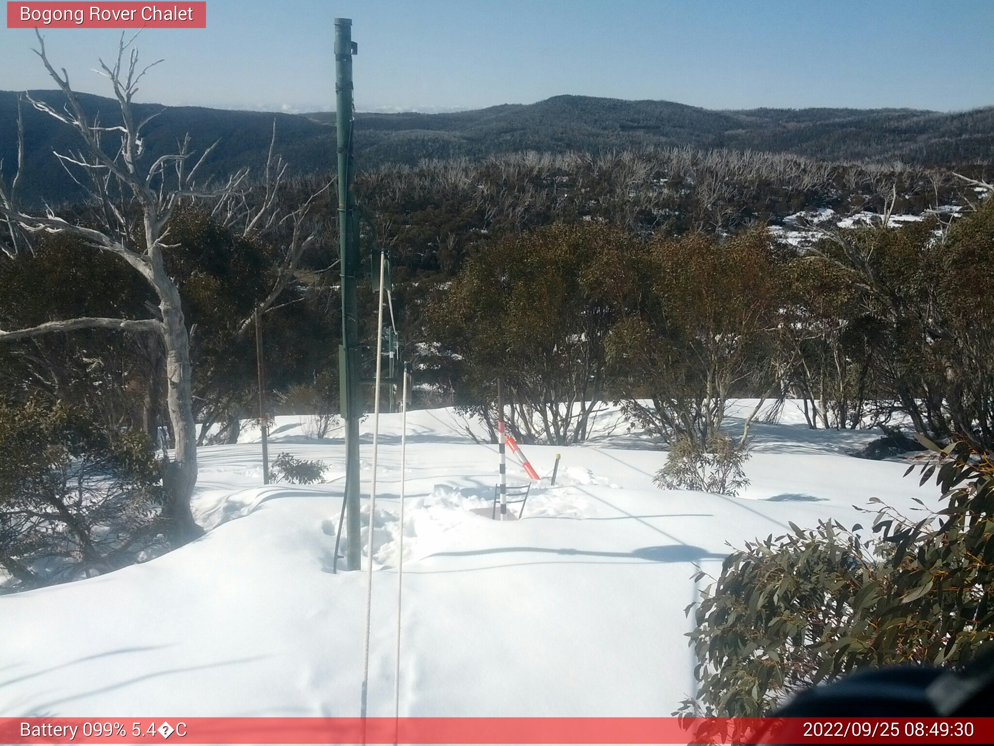 Bogong Web Cam 8:49am Sunday 25th of September 2022