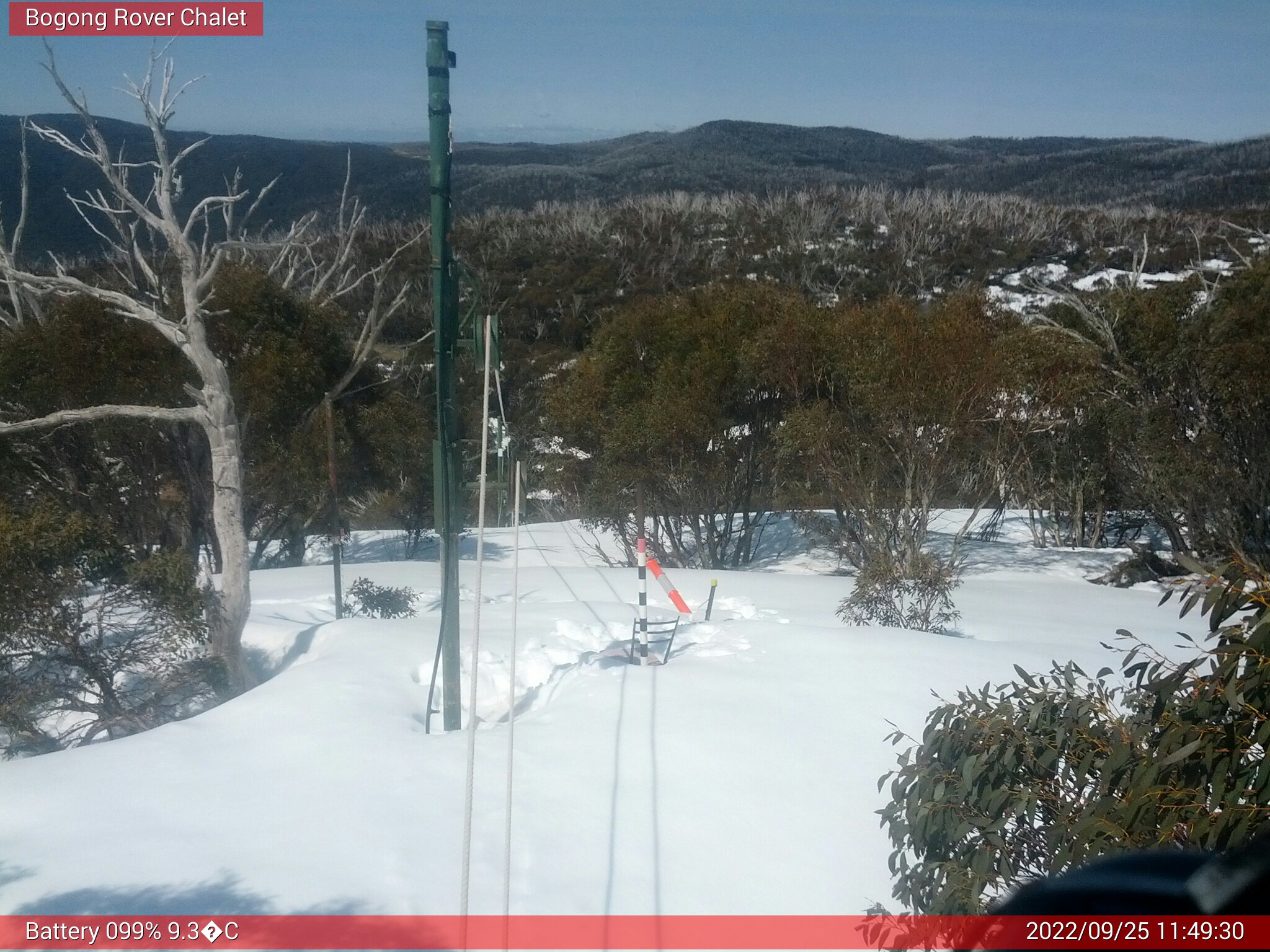 Bogong Web Cam 11:49am Sunday 25th of September 2022