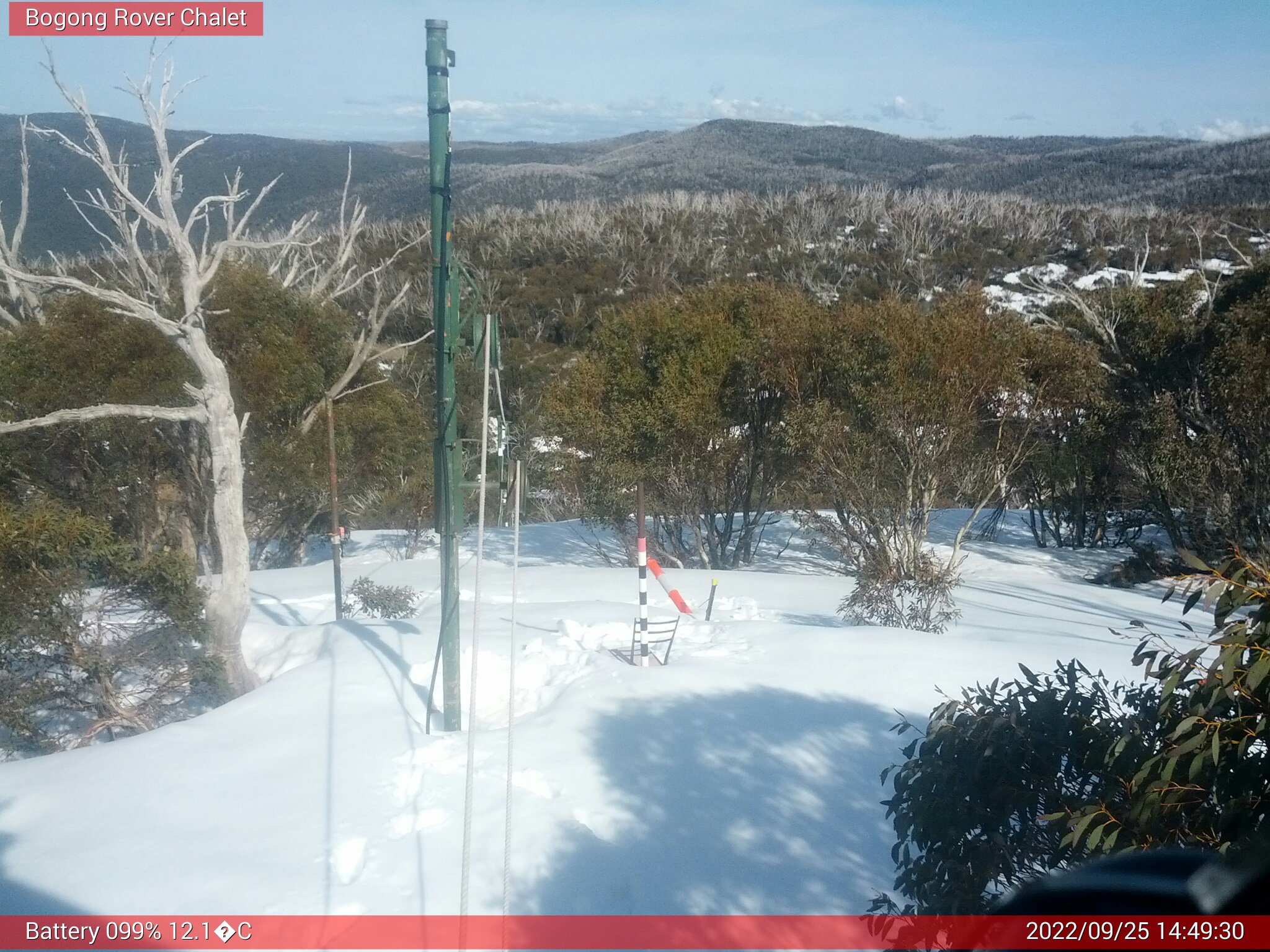 Bogong Web Cam 2:49pm Sunday 25th of September 2022