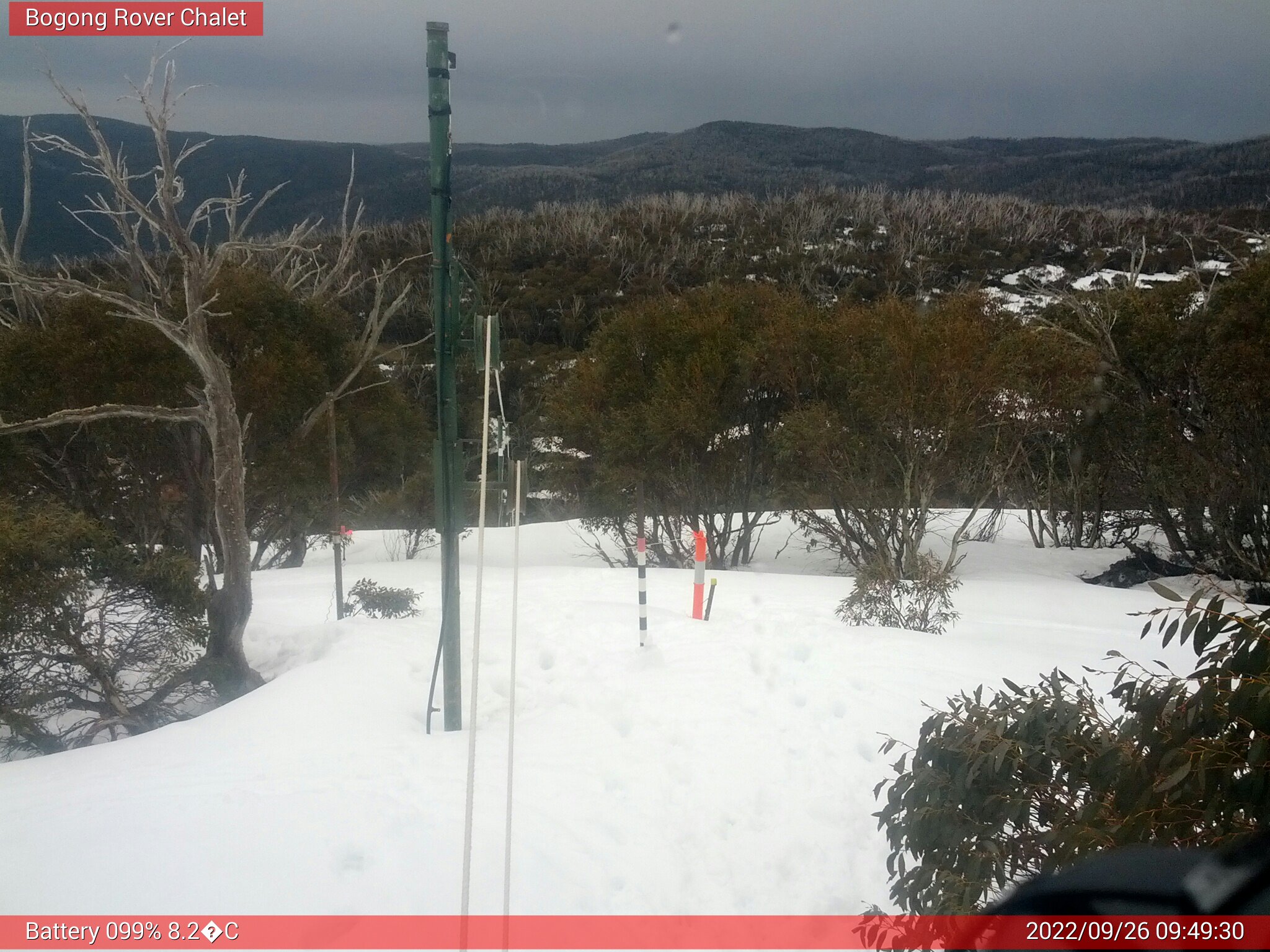 Bogong Web Cam 9:49am Monday 26th of September 2022