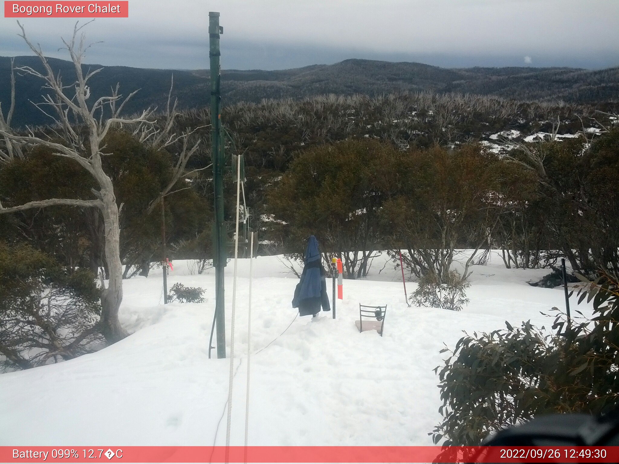 Bogong Web Cam 12:49pm Monday 26th of September 2022