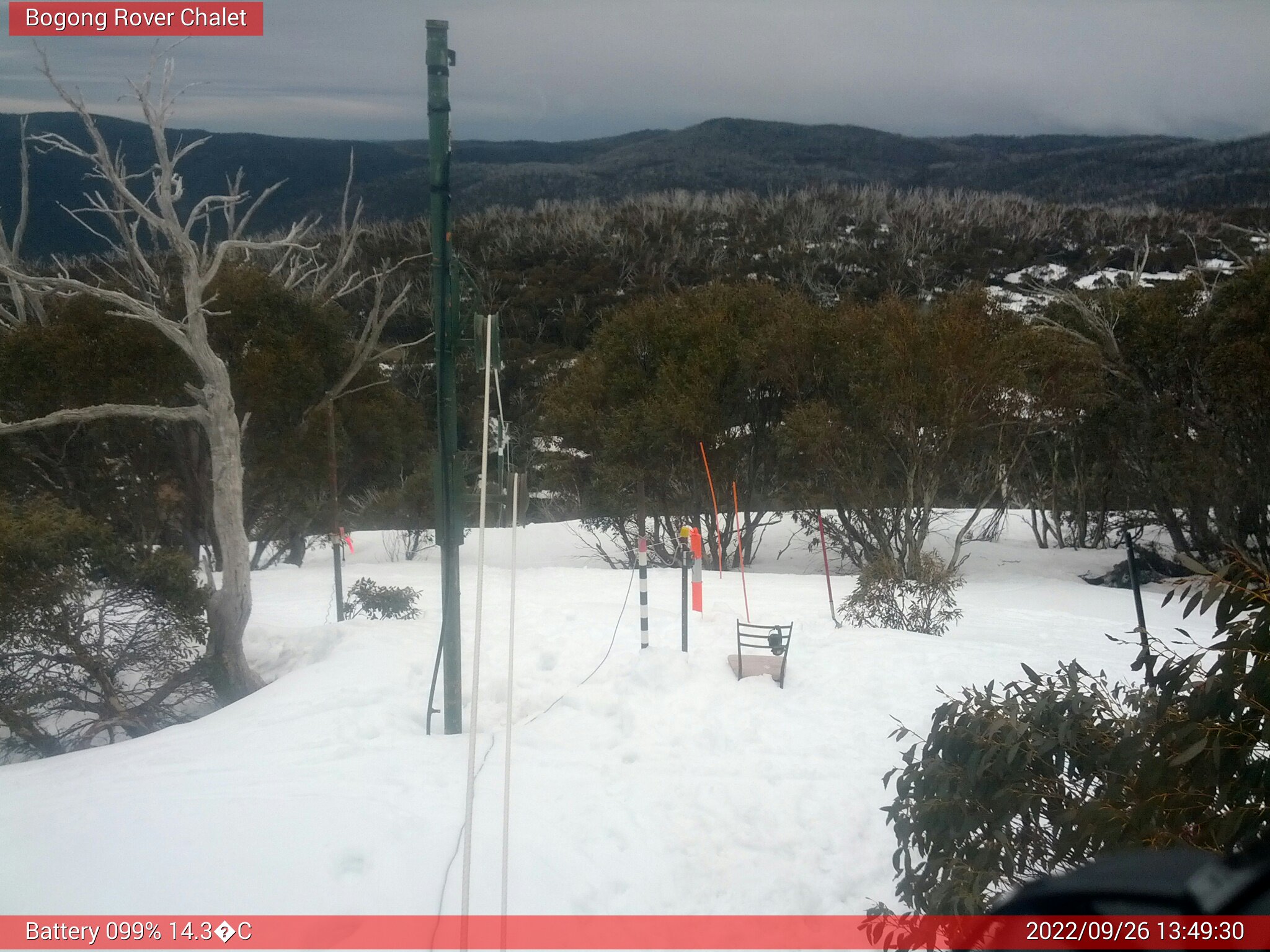 Bogong Web Cam 1:49pm Monday 26th of September 2022