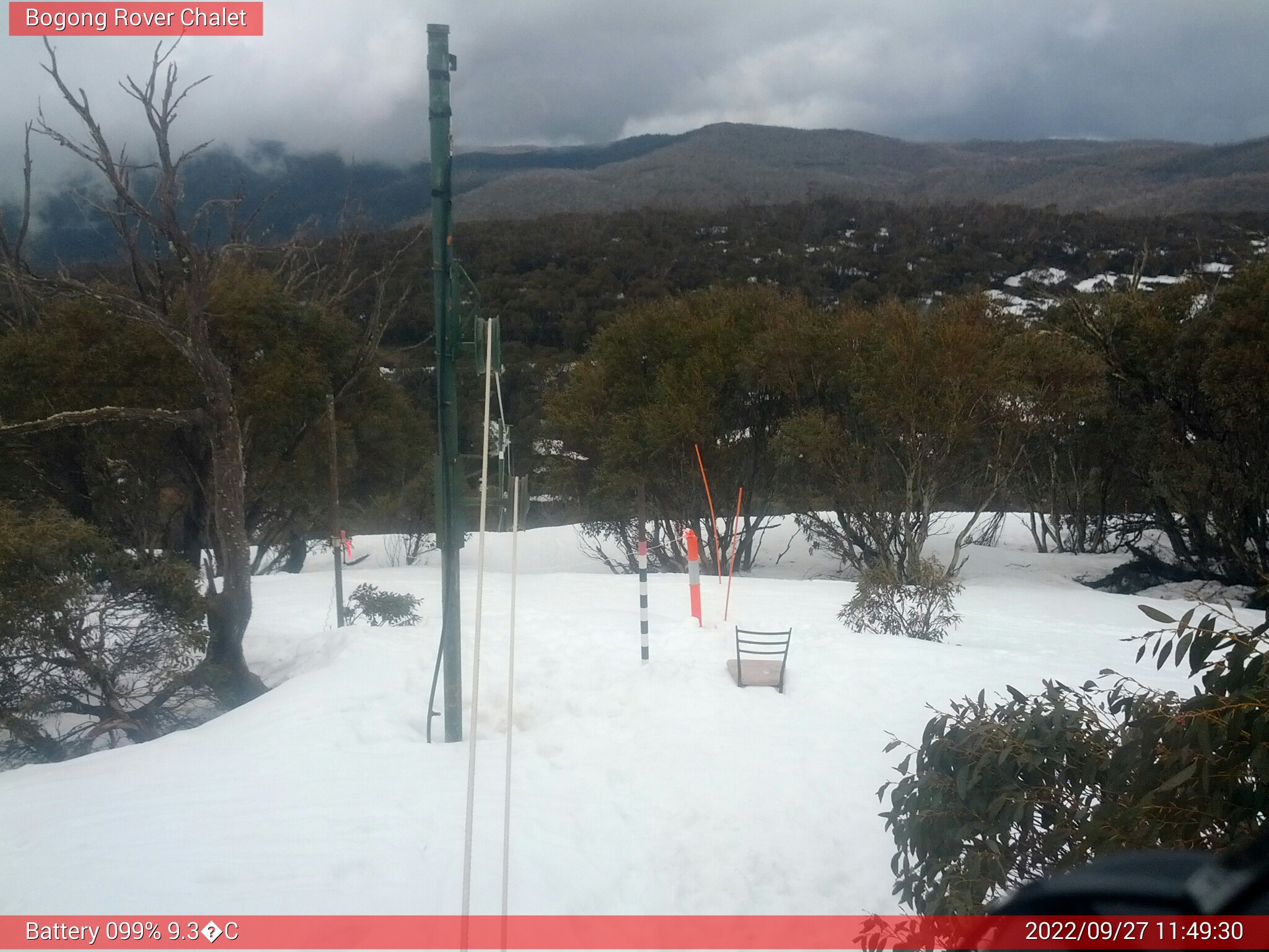 Bogong Web Cam 11:49am Tuesday 27th of September 2022