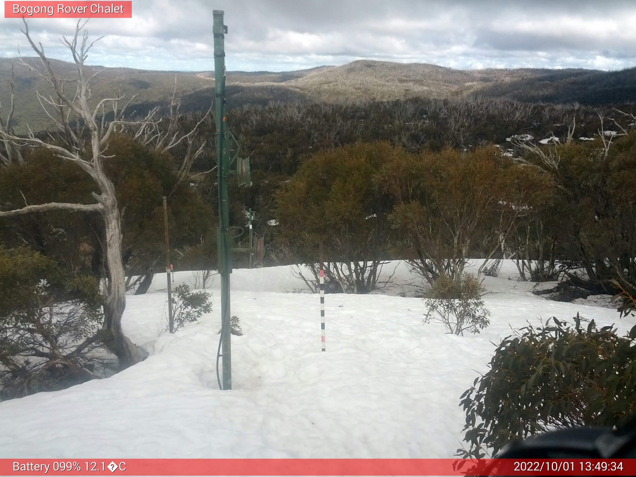 Bogong Web Cam 1:49pm Saturday 1st of October 2022