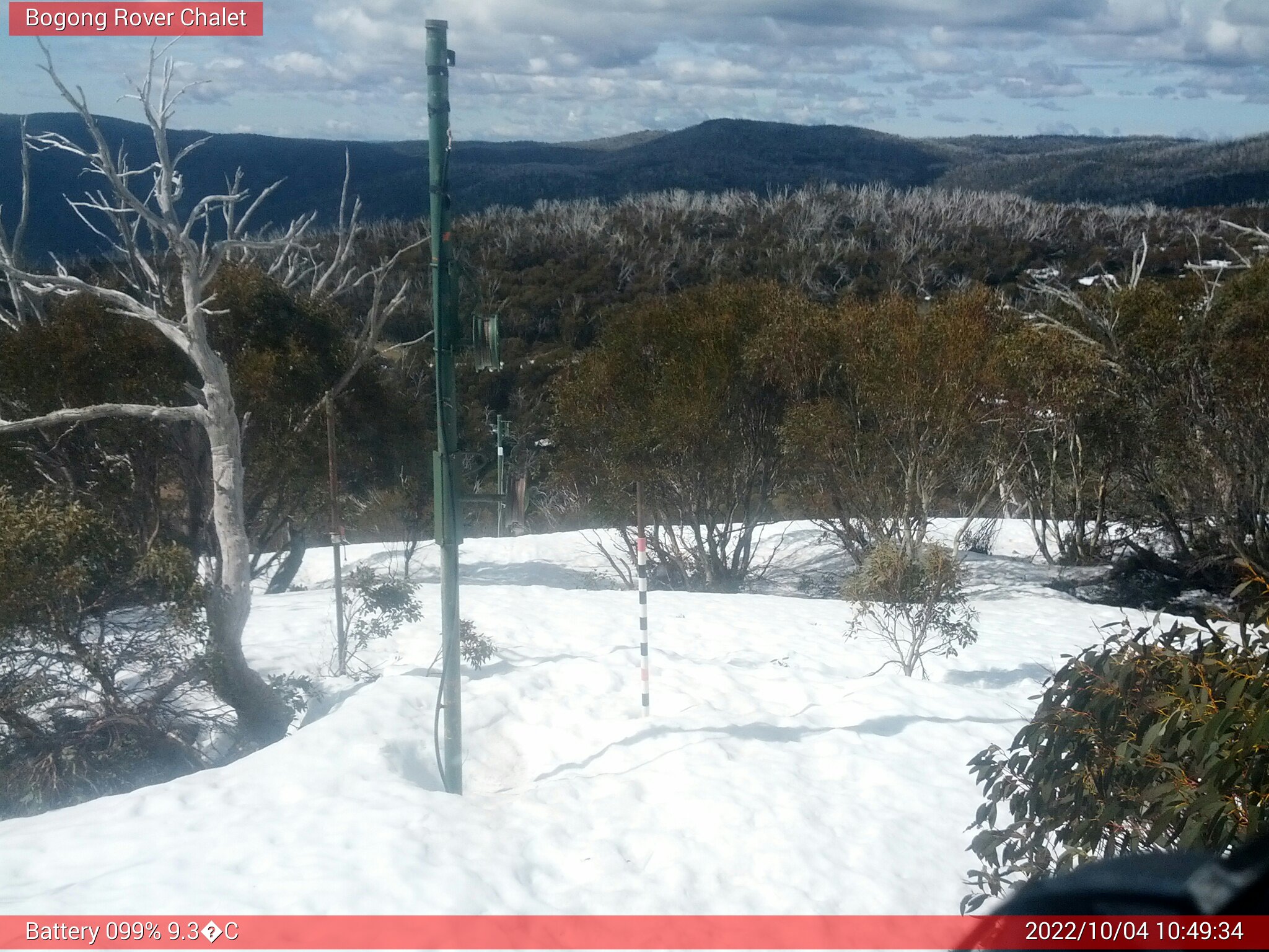 Bogong Web Cam 10:49am Tuesday 4th of October 2022