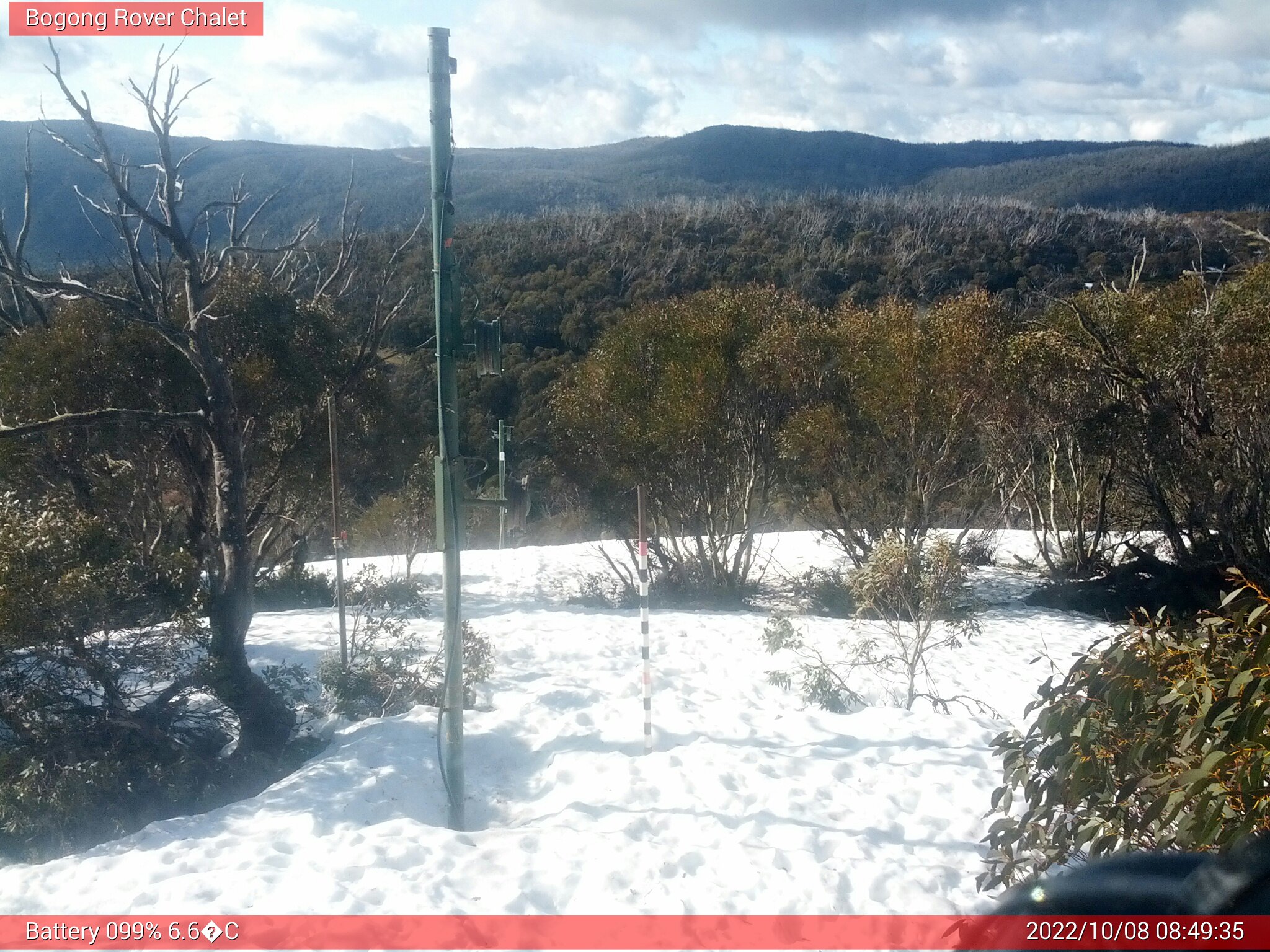 Bogong Web Cam 8:49am Saturday 8th of October 2022