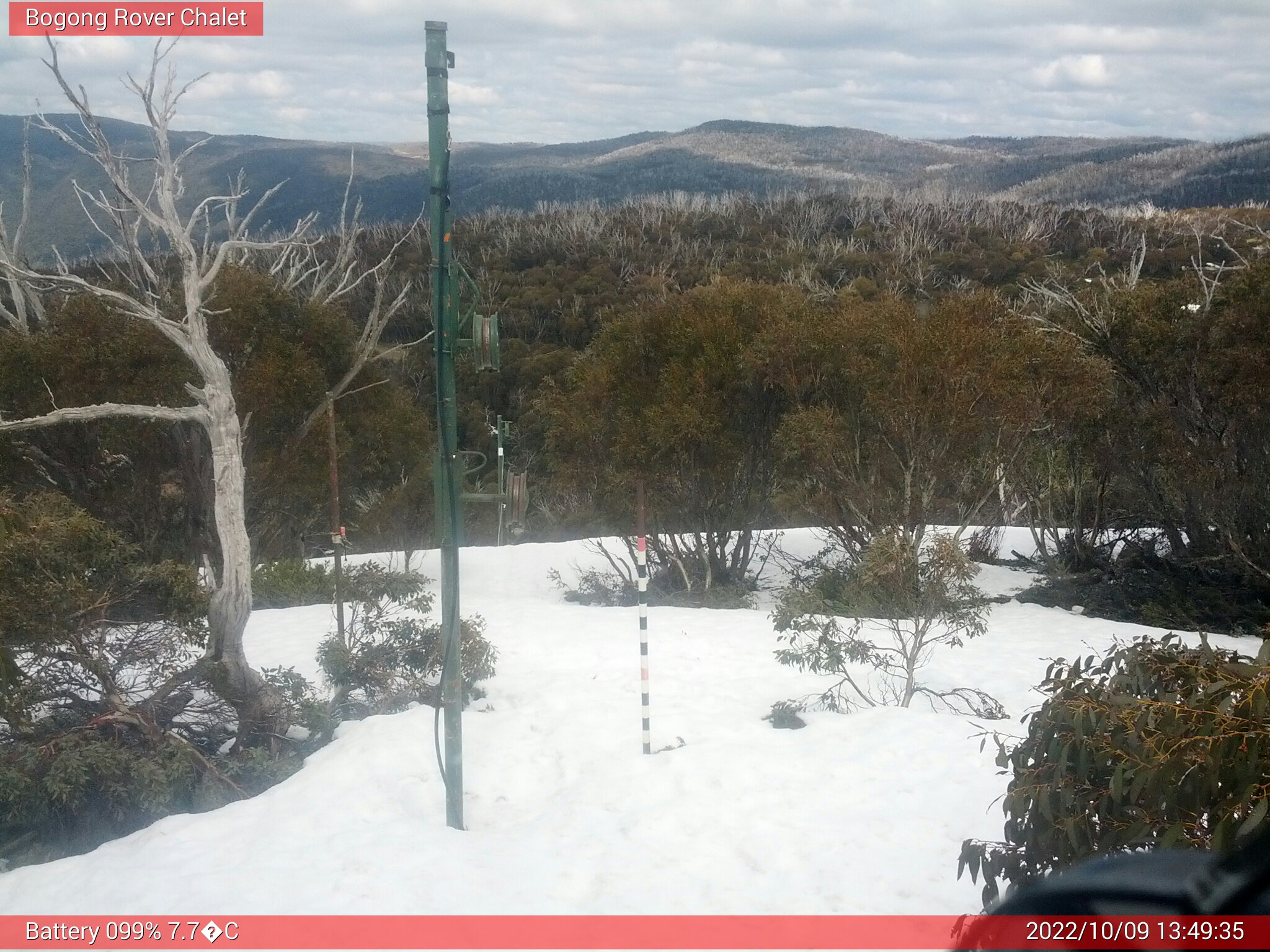 Bogong Web Cam 1:49pm Sunday 9th of October 2022