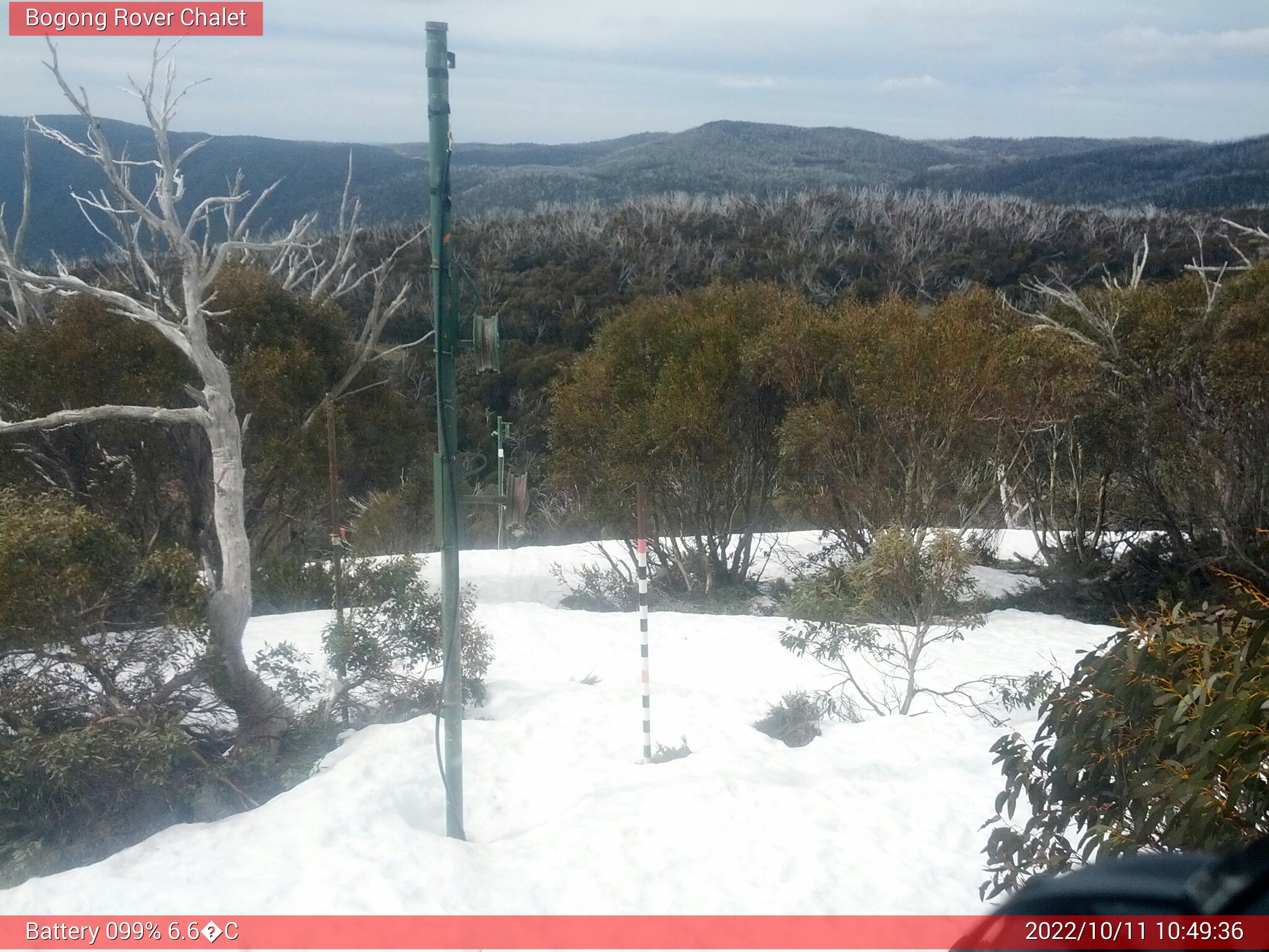 Bogong Web Cam 10:49am Tuesday 11th of October 2022