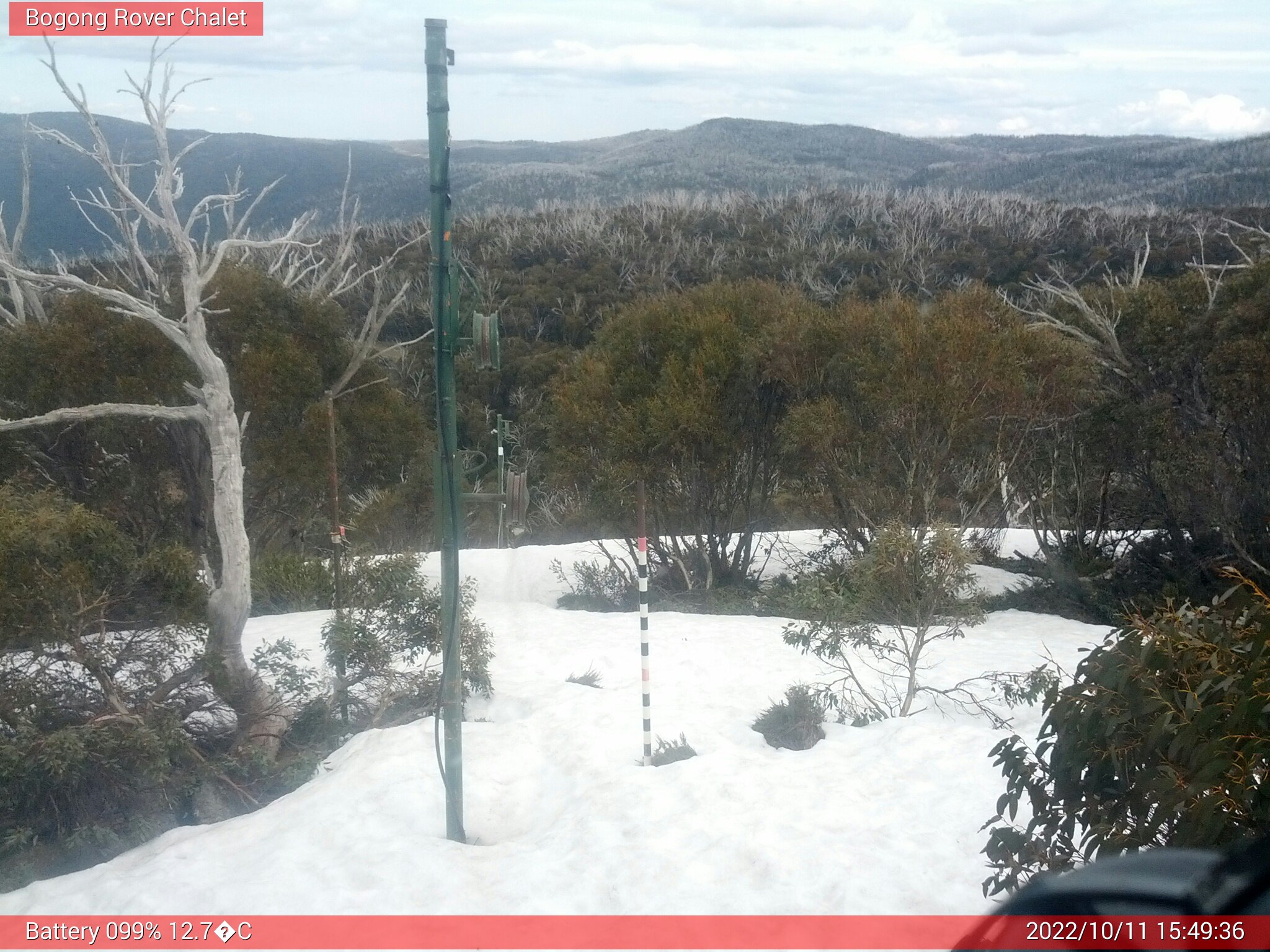 Bogong Web Cam 3:49pm Tuesday 11th of October 2022