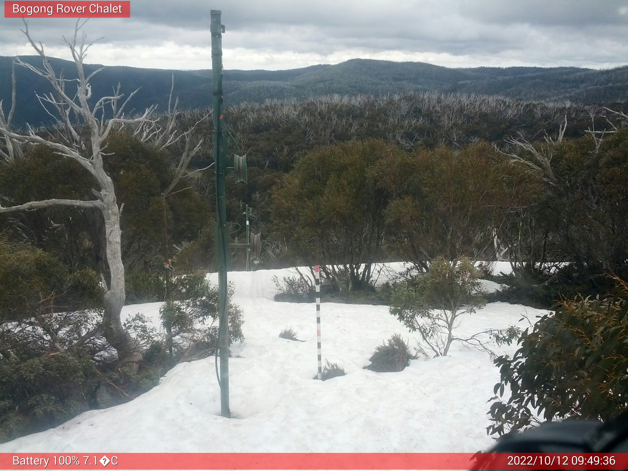 Bogong Web Cam 9:49am Wednesday 12th of October 2022