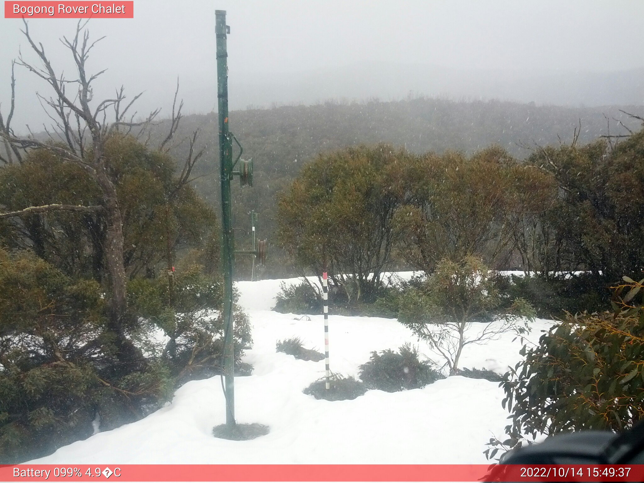 Bogong Web Cam 3:49pm Friday 14th of October 2022