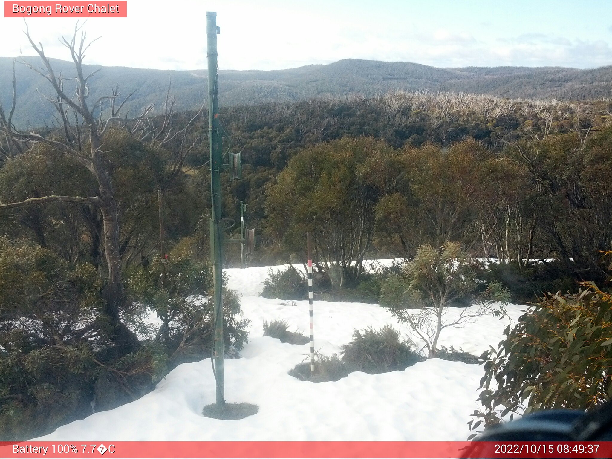 Bogong Web Cam 8:49am Saturday 15th of October 2022