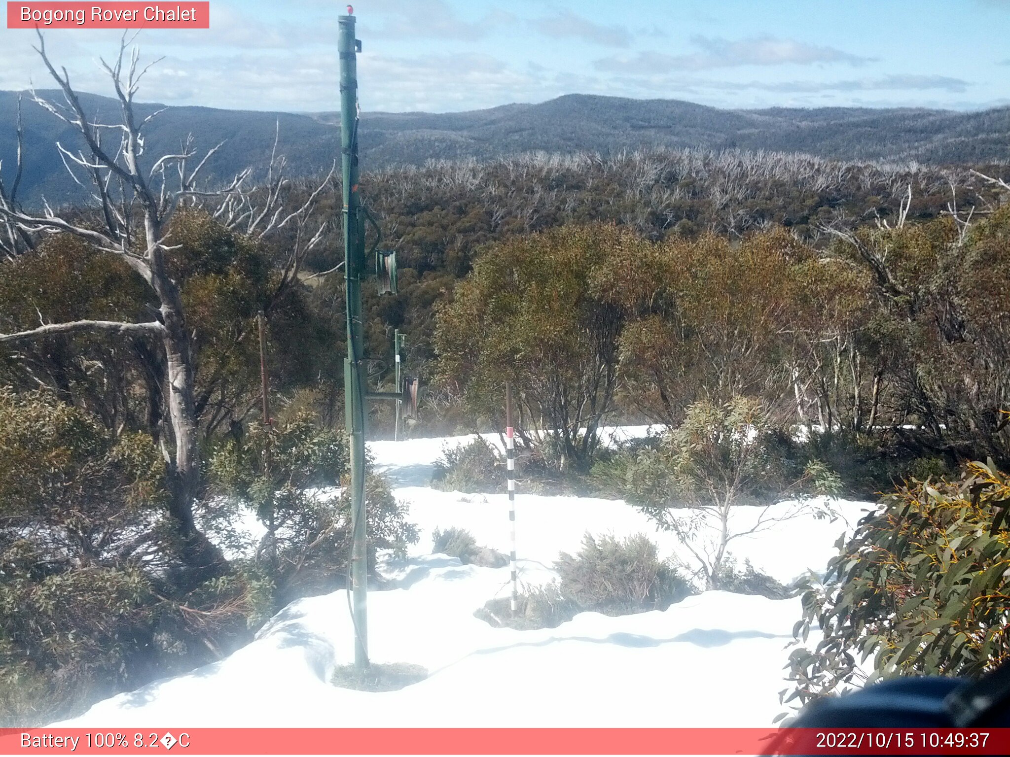 Bogong Web Cam 10:49am Saturday 15th of October 2022