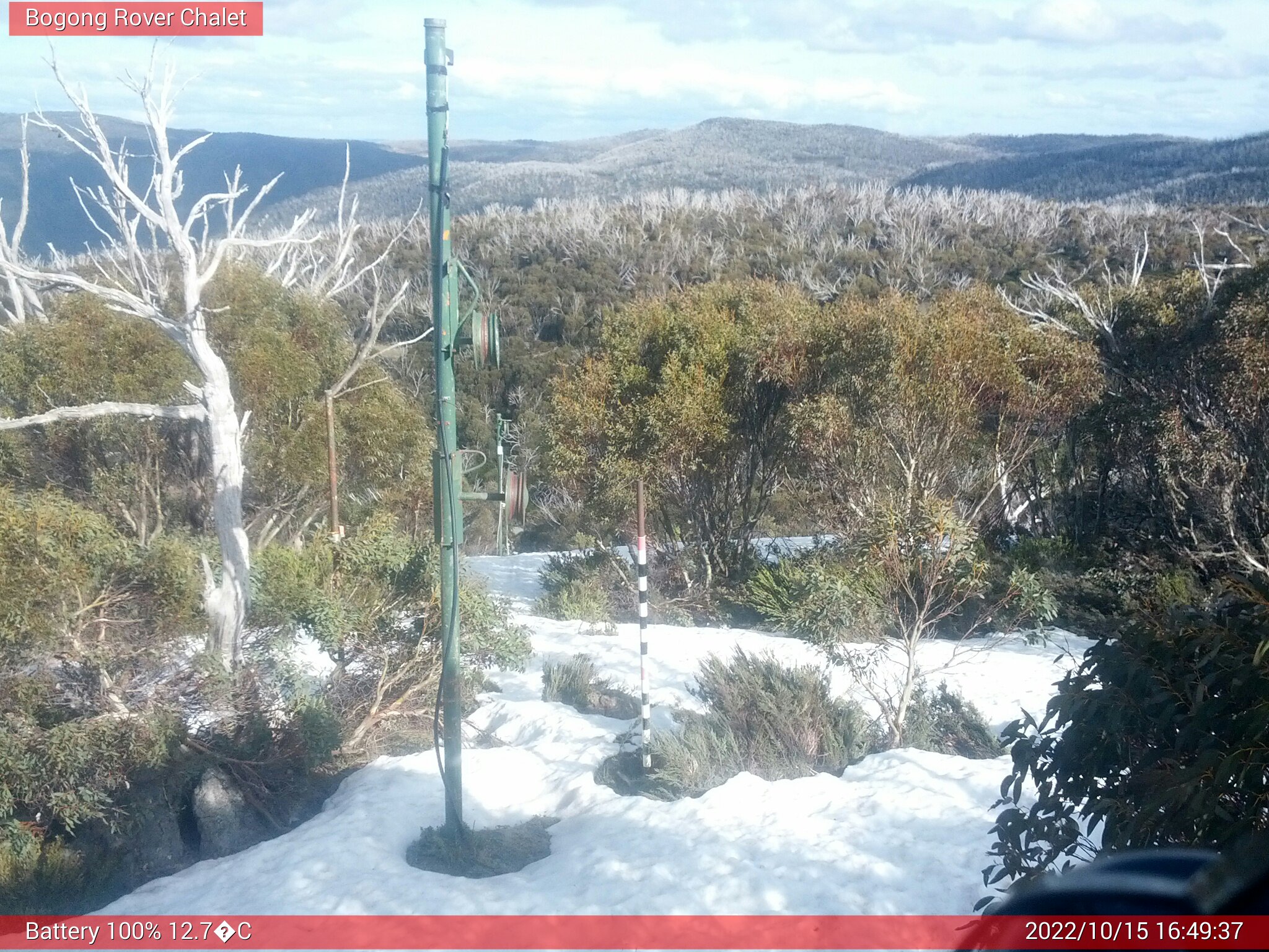 Bogong Web Cam 4:49pm Saturday 15th of October 2022