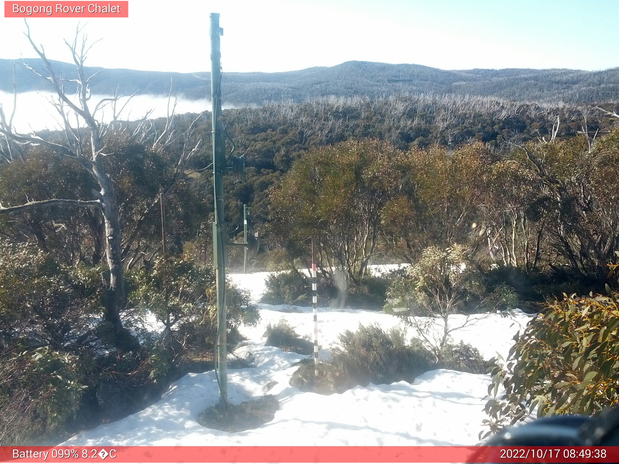 Bogong Web Cam 8:49am Monday 17th of October 2022