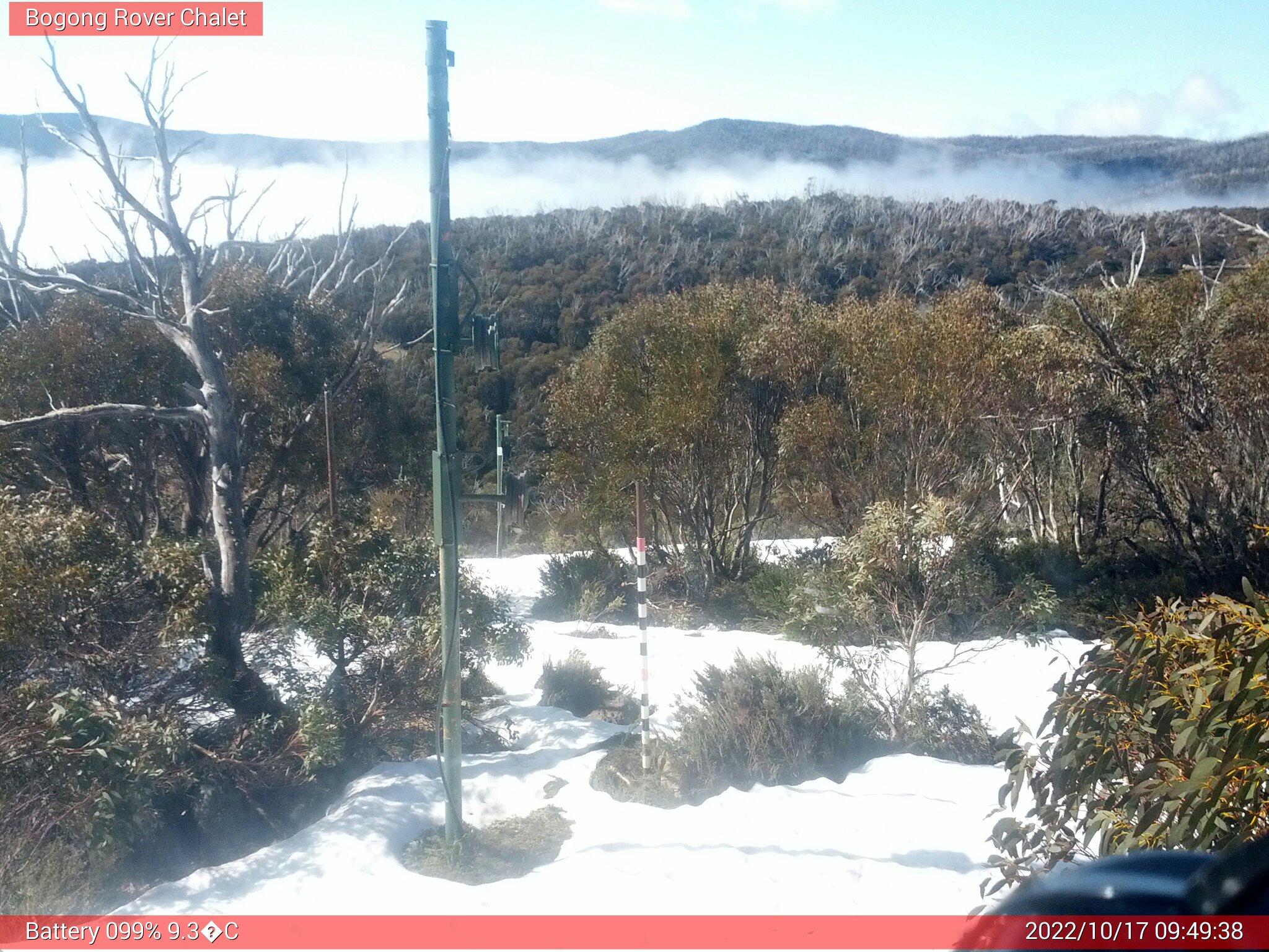 Bogong Web Cam 9:49am Monday 17th of October 2022