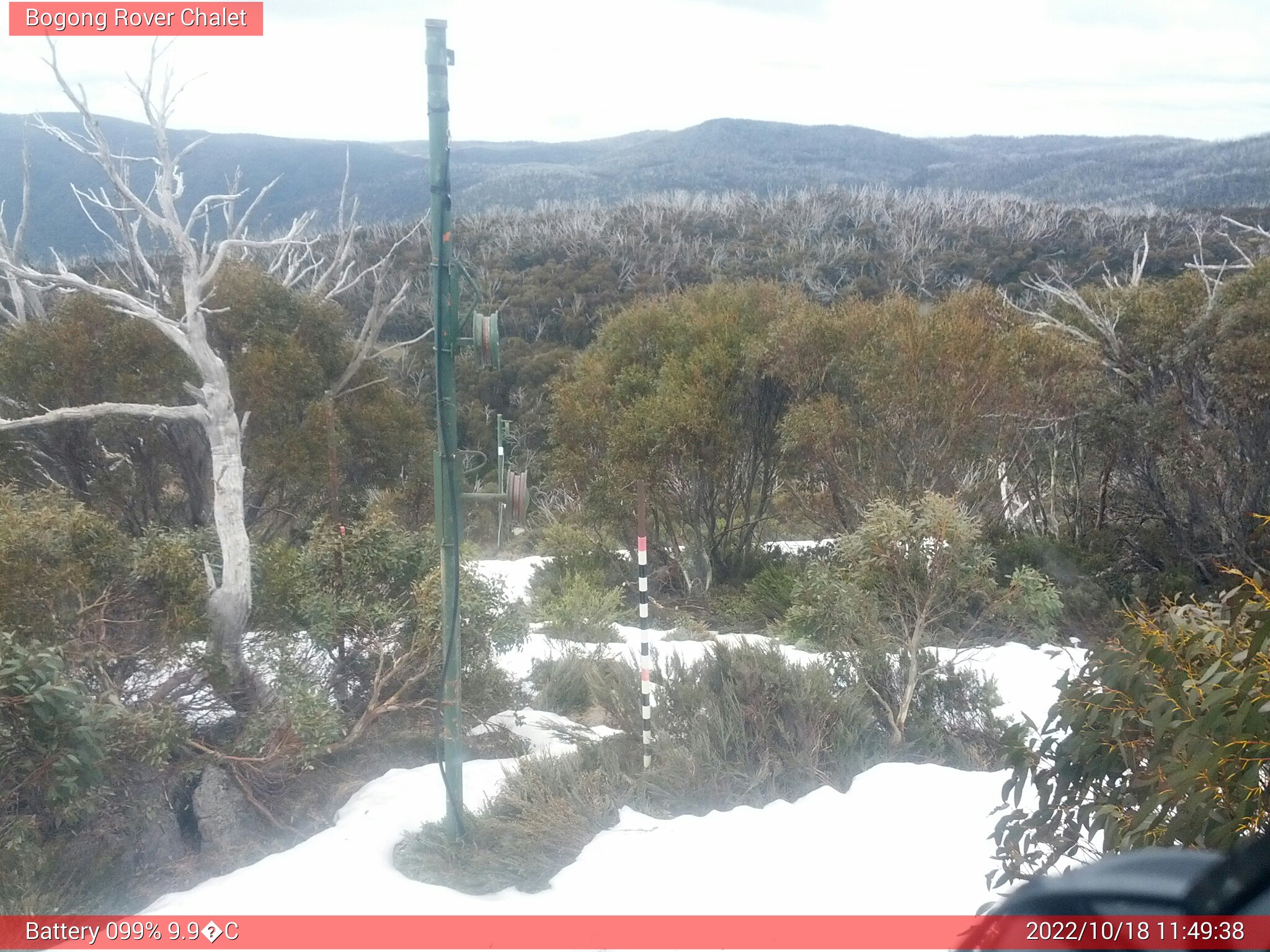 Bogong Web Cam 11:49am Tuesday 18th of October 2022