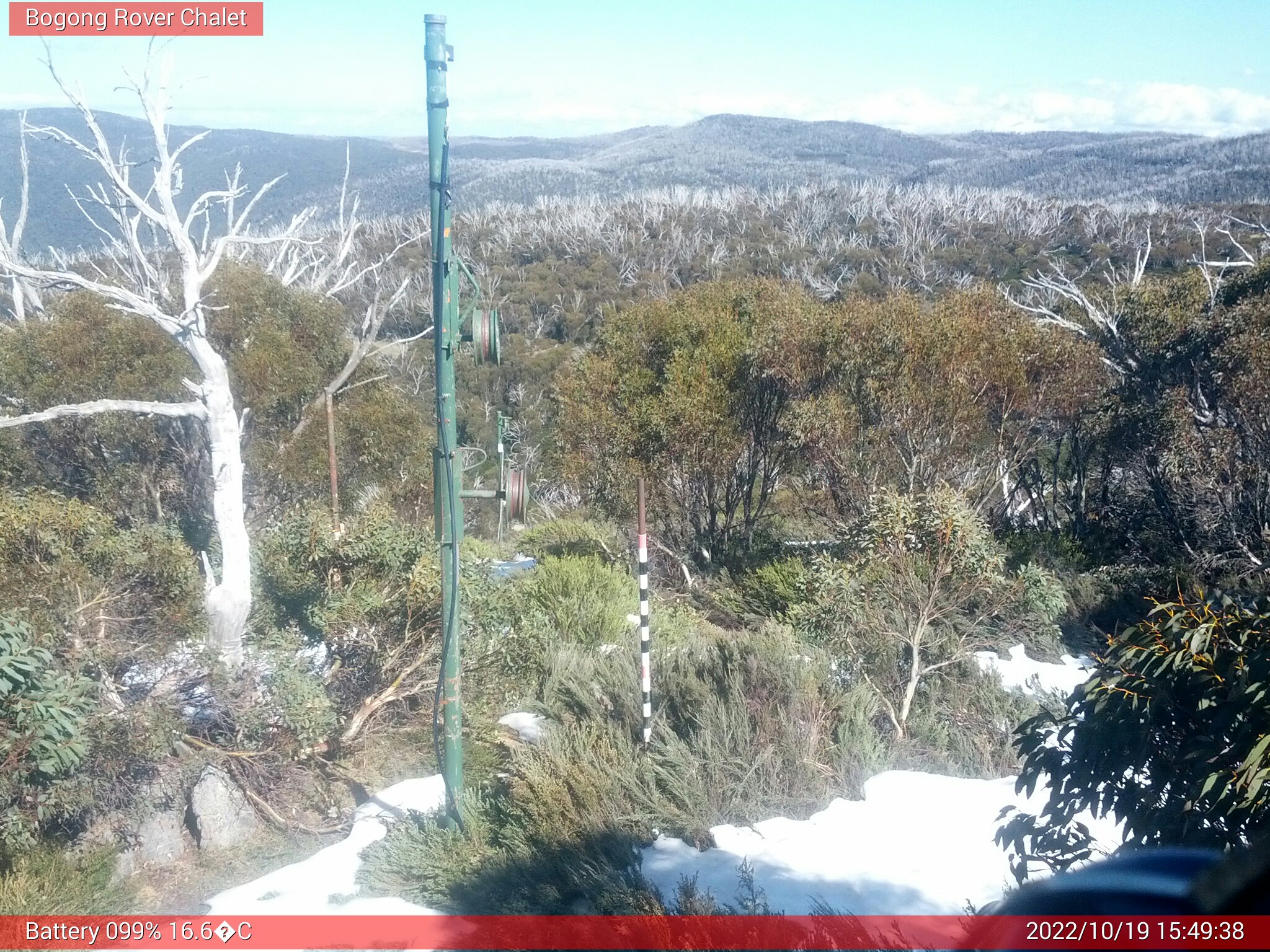 Bogong Web Cam 3:49pm Wednesday 19th of October 2022