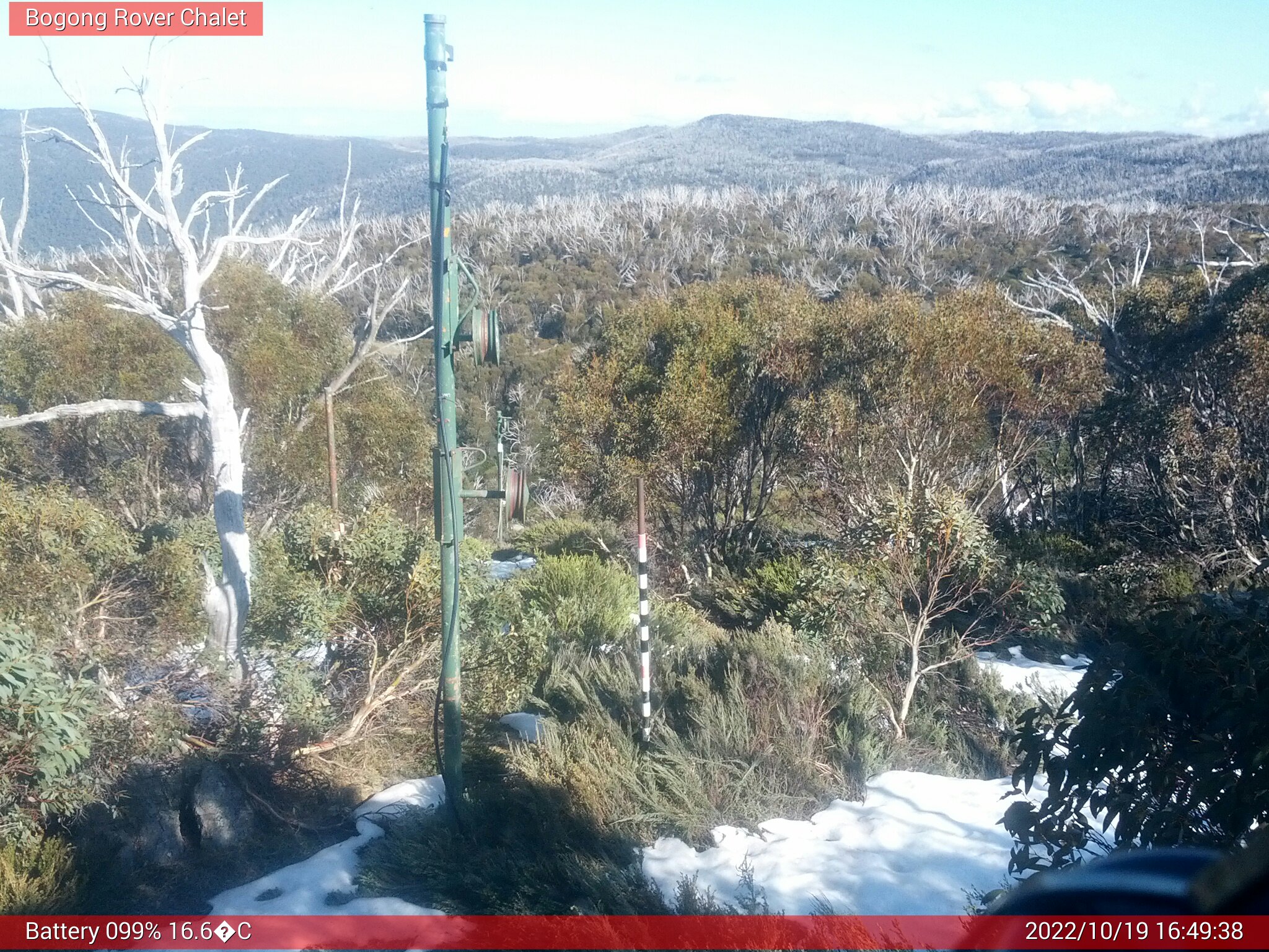 Bogong Web Cam 4:49pm Wednesday 19th of October 2022