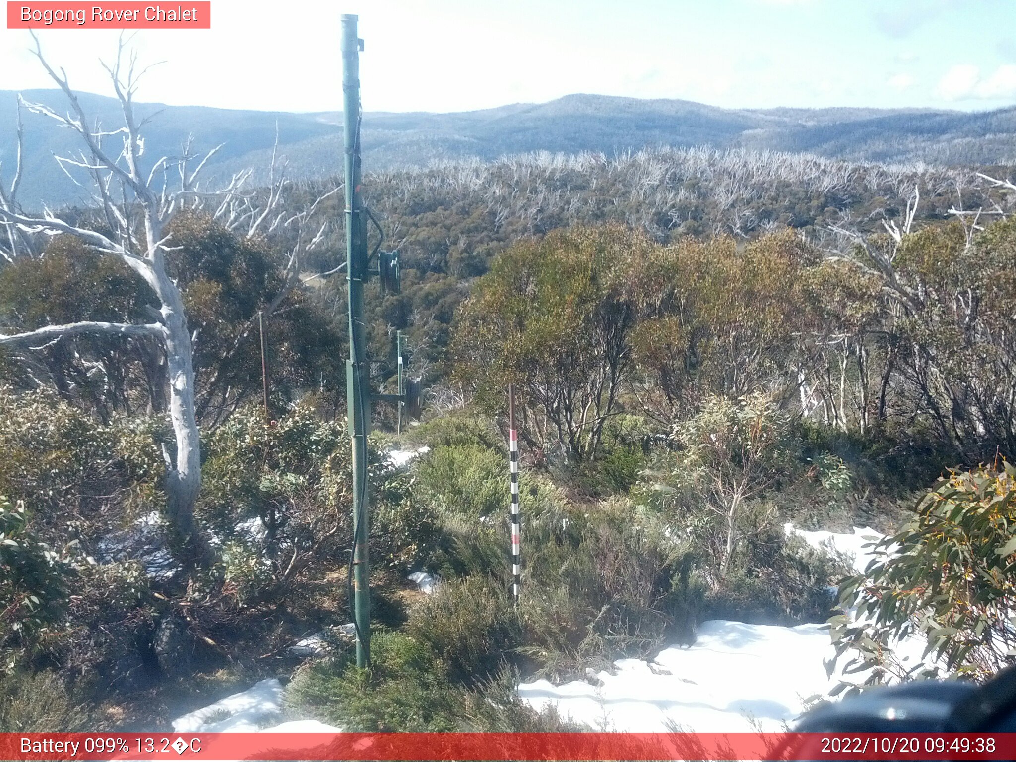 Bogong Web Cam 9:49am Thursday 20th of October 2022