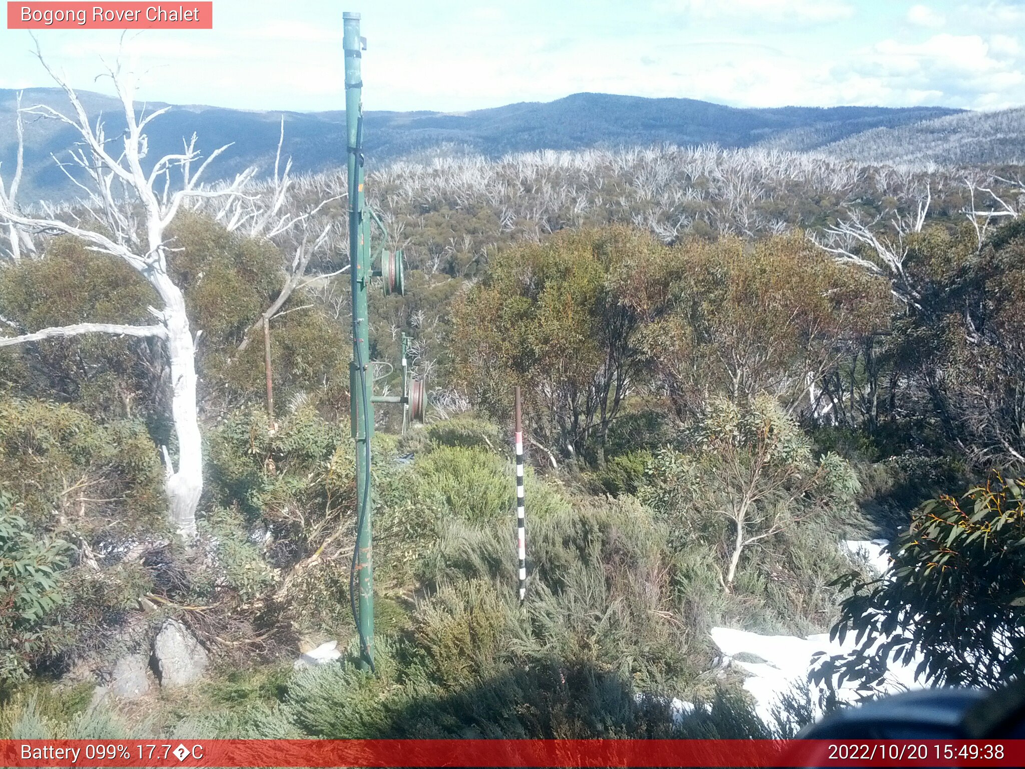 Bogong Web Cam 3:49pm Thursday 20th of October 2022