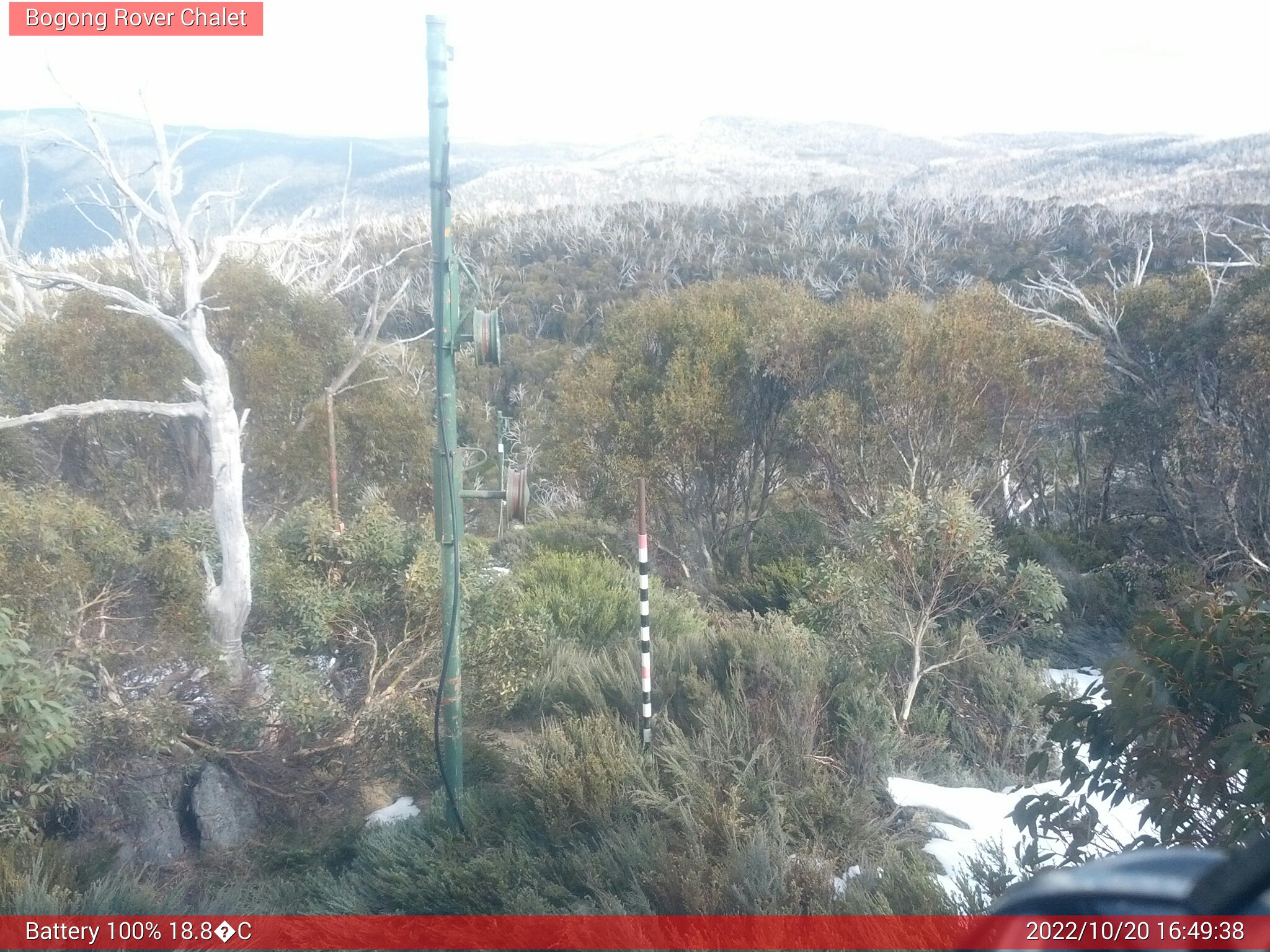 Bogong Web Cam 4:49pm Thursday 20th of October 2022